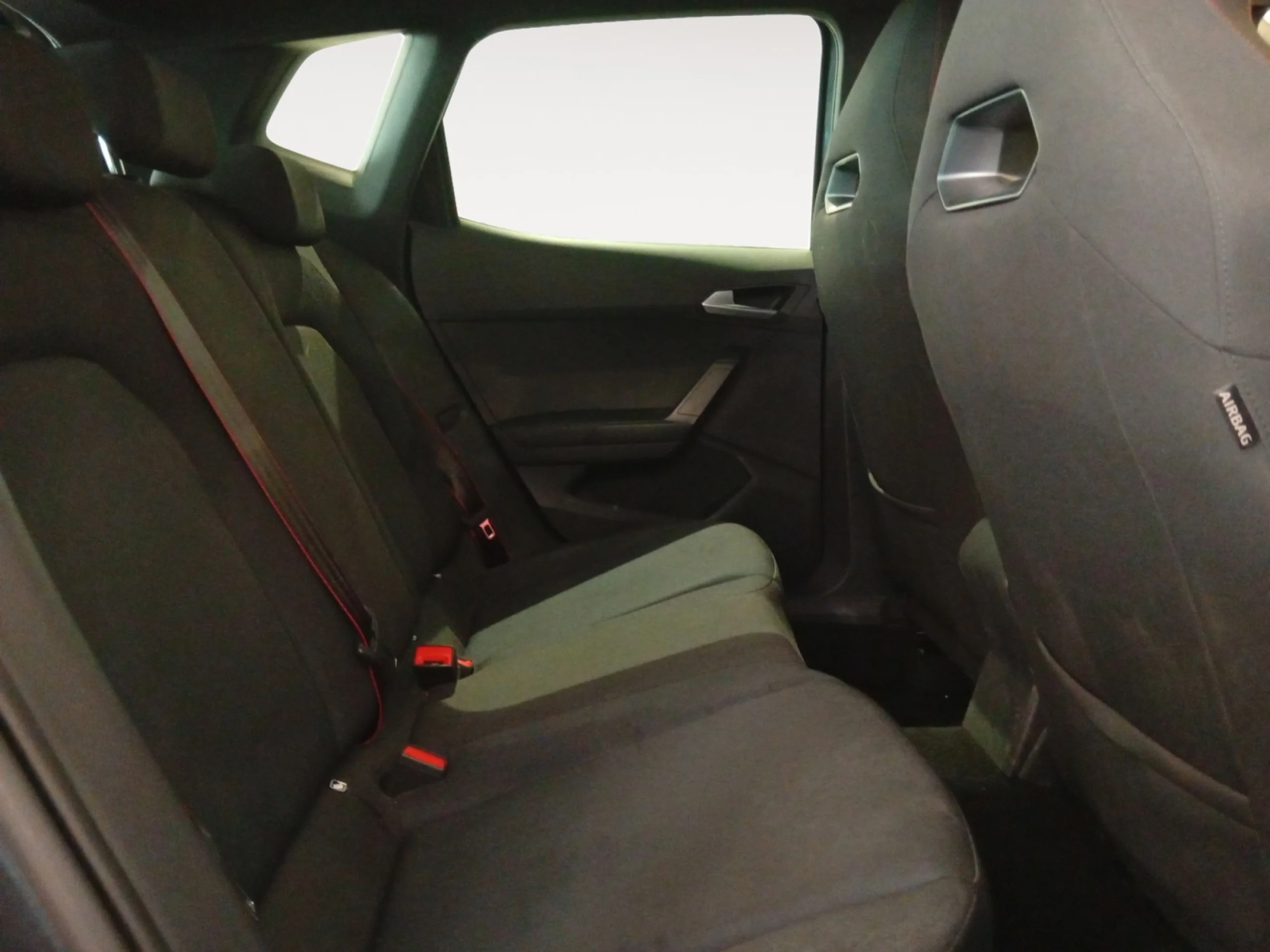 SEAT ARONA 1.0 TSI 85KW (115CV) FR SPECIAL EDITION - Foto 5