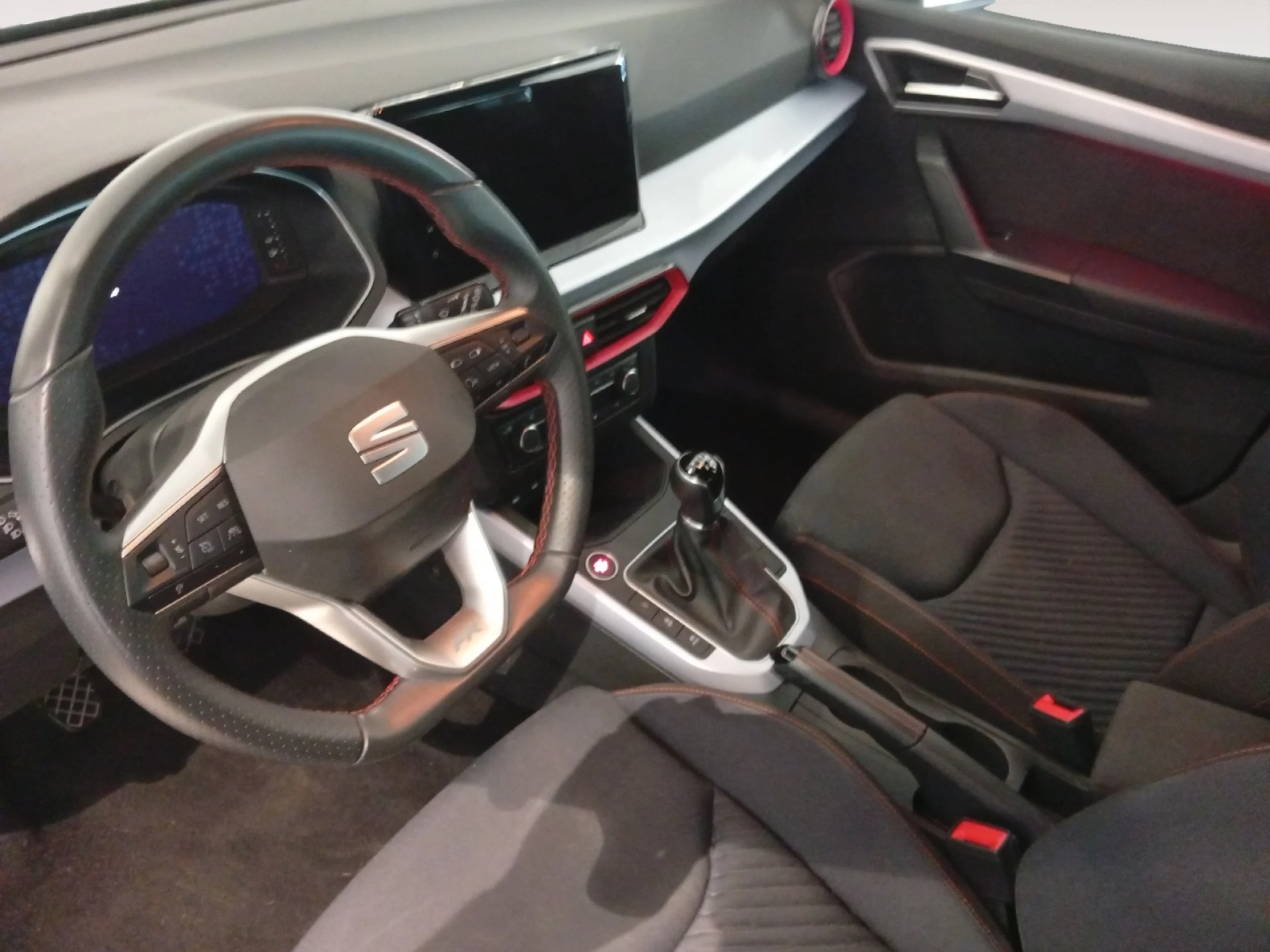 SEAT ARONA 1.0 TSI 85KW (115CV) FR SPECIAL EDITION - Foto 9