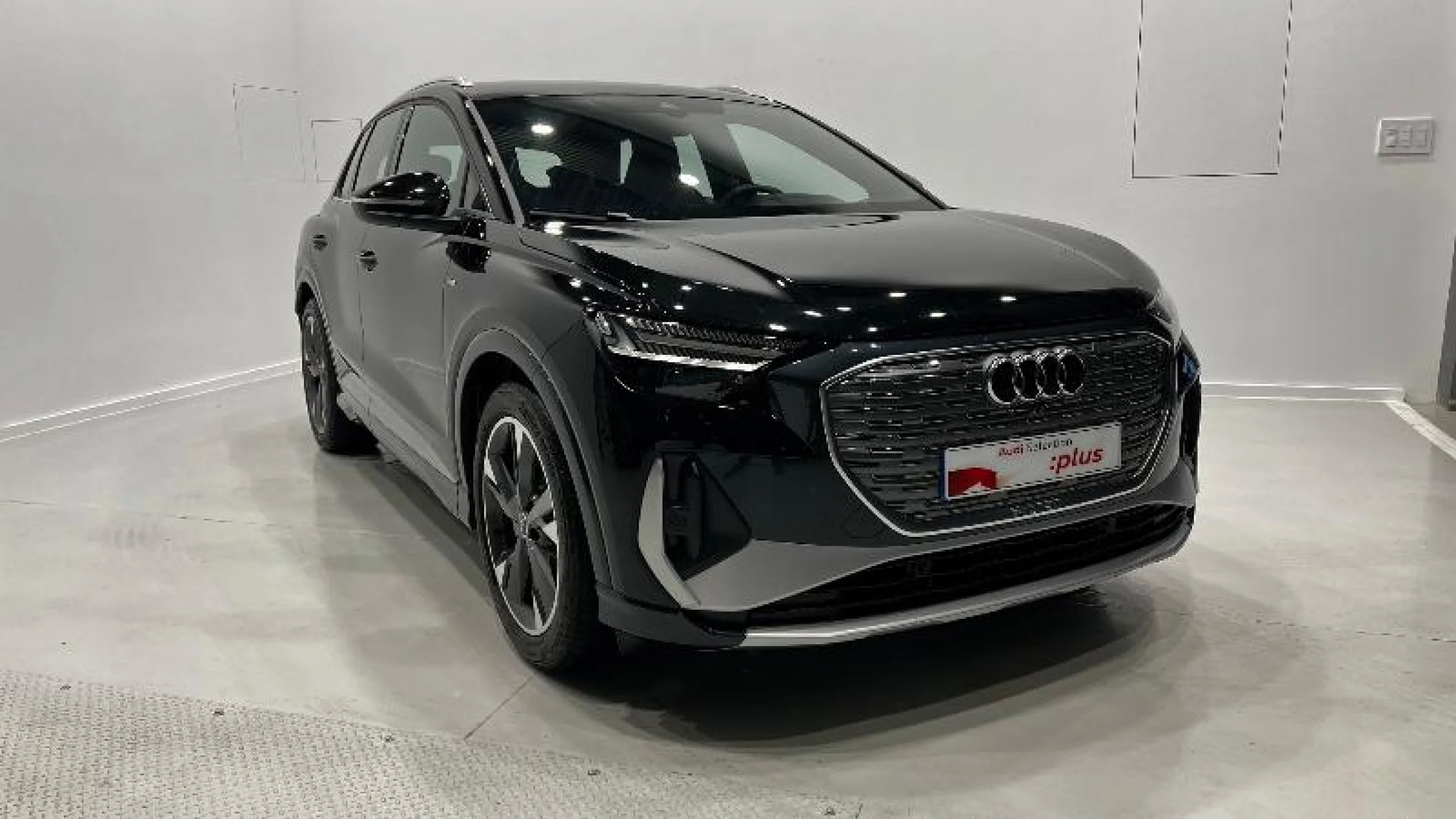 AUDI Q4 E TRON S LINE 40 E TRON 150KW 82KWH - Foto 1