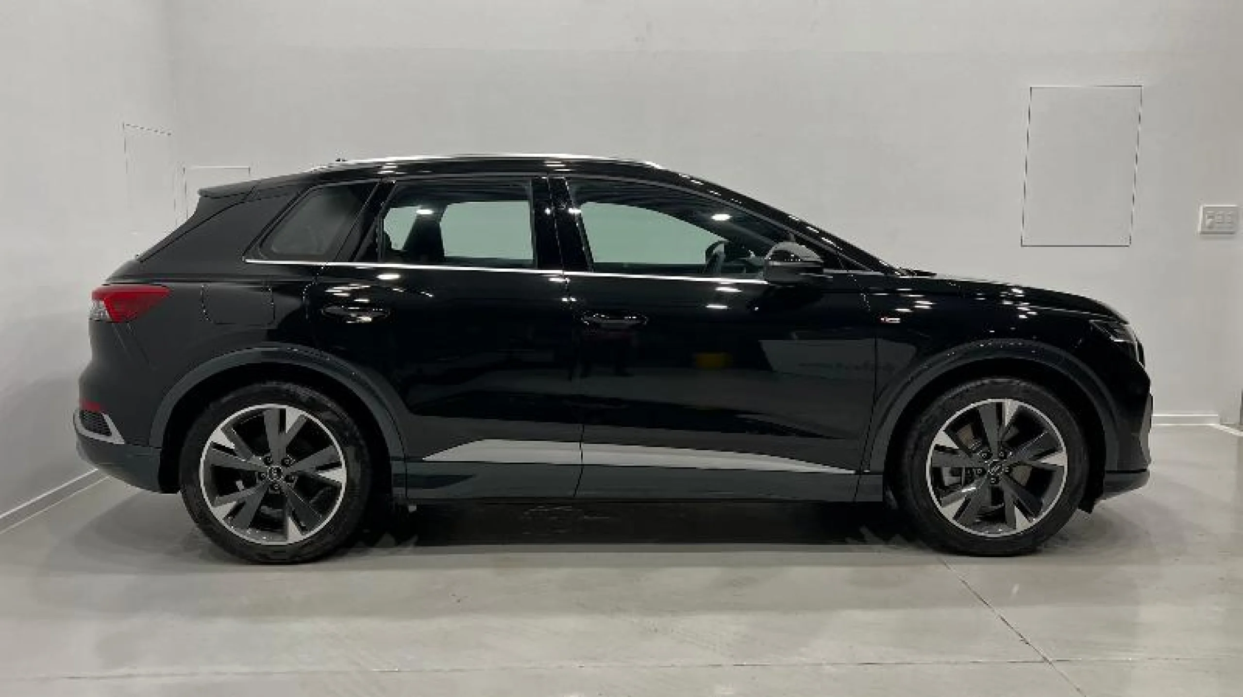 AUDI Q4 E TRON S LINE 40 E TRON 150KW 82KWH - Foto 3