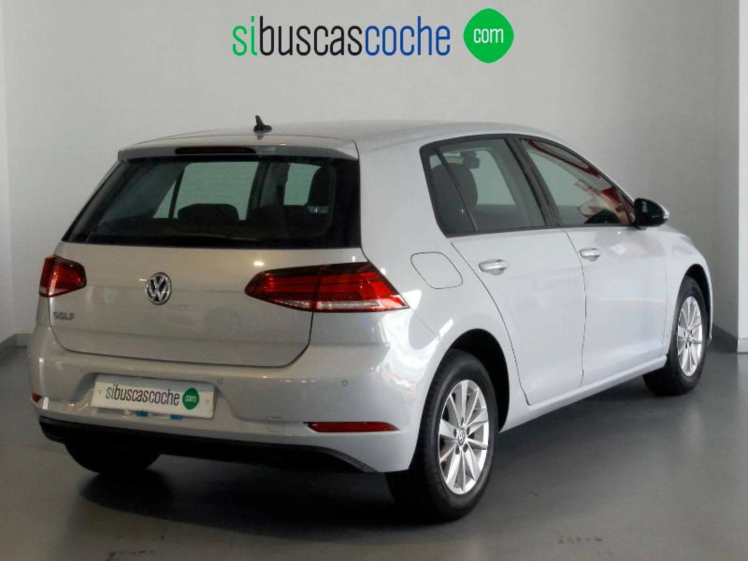 VOLKSWAGEN GOLF BUSINESS 1.0 TSI 85KW (115CV) - Foto 17