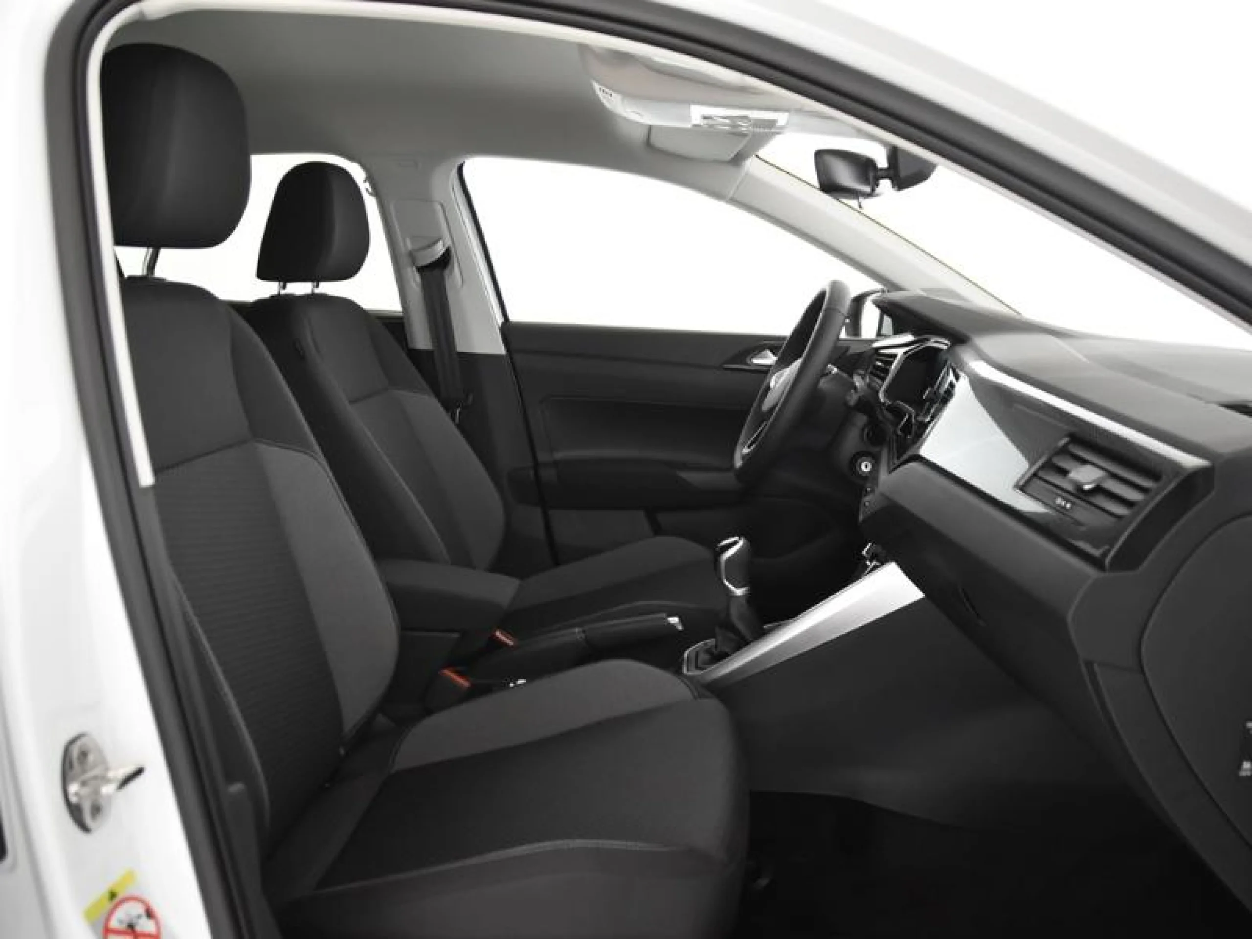 VOLKSWAGEN POLO POLO MÁS 1.0 TSI 70 KW (95 CV)  5 VEL. - Foto 6