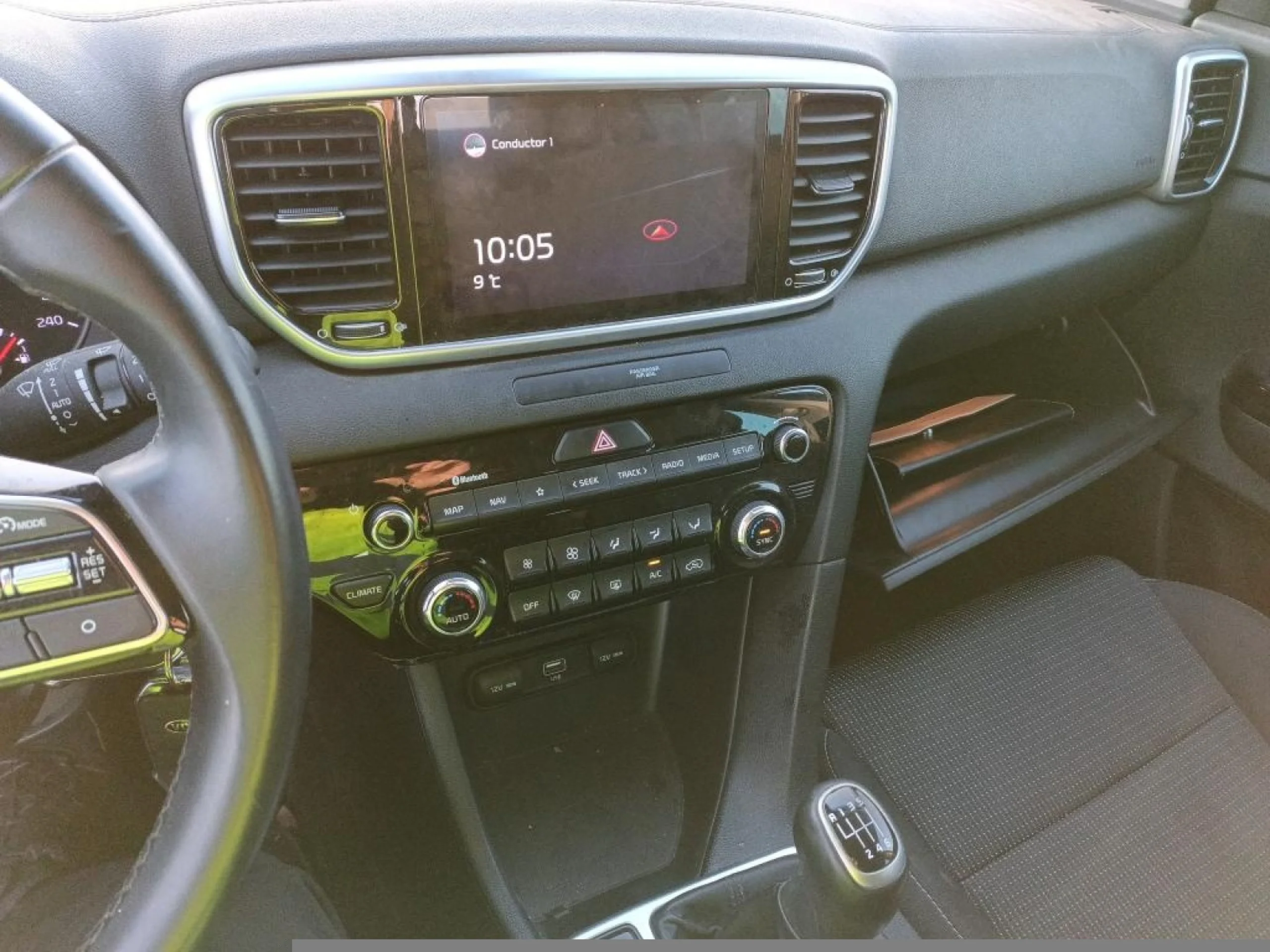 KIA SPORTAGE 1.6 MHEV DRIVE 100KW (136CV) 4X2 - Foto 7