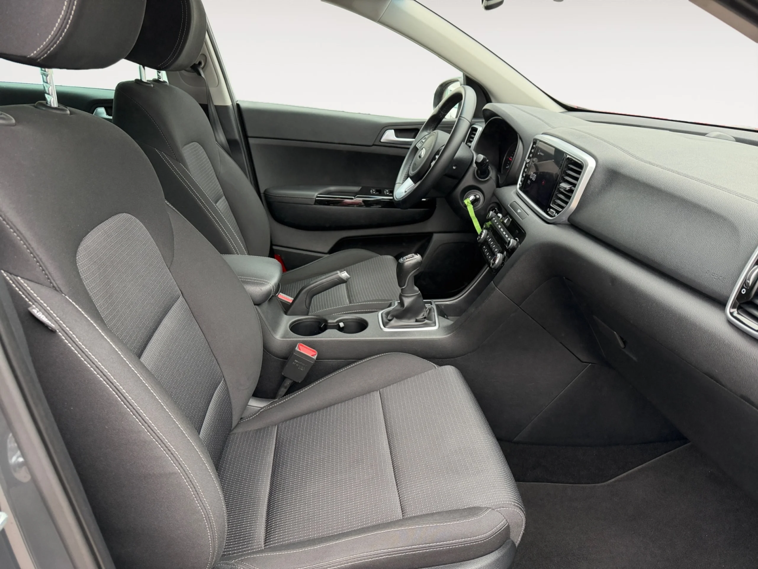 KIA SPORTAGE 1.6 MHEV DRIVE 100KW (136CV) 4X2 - Foto 5