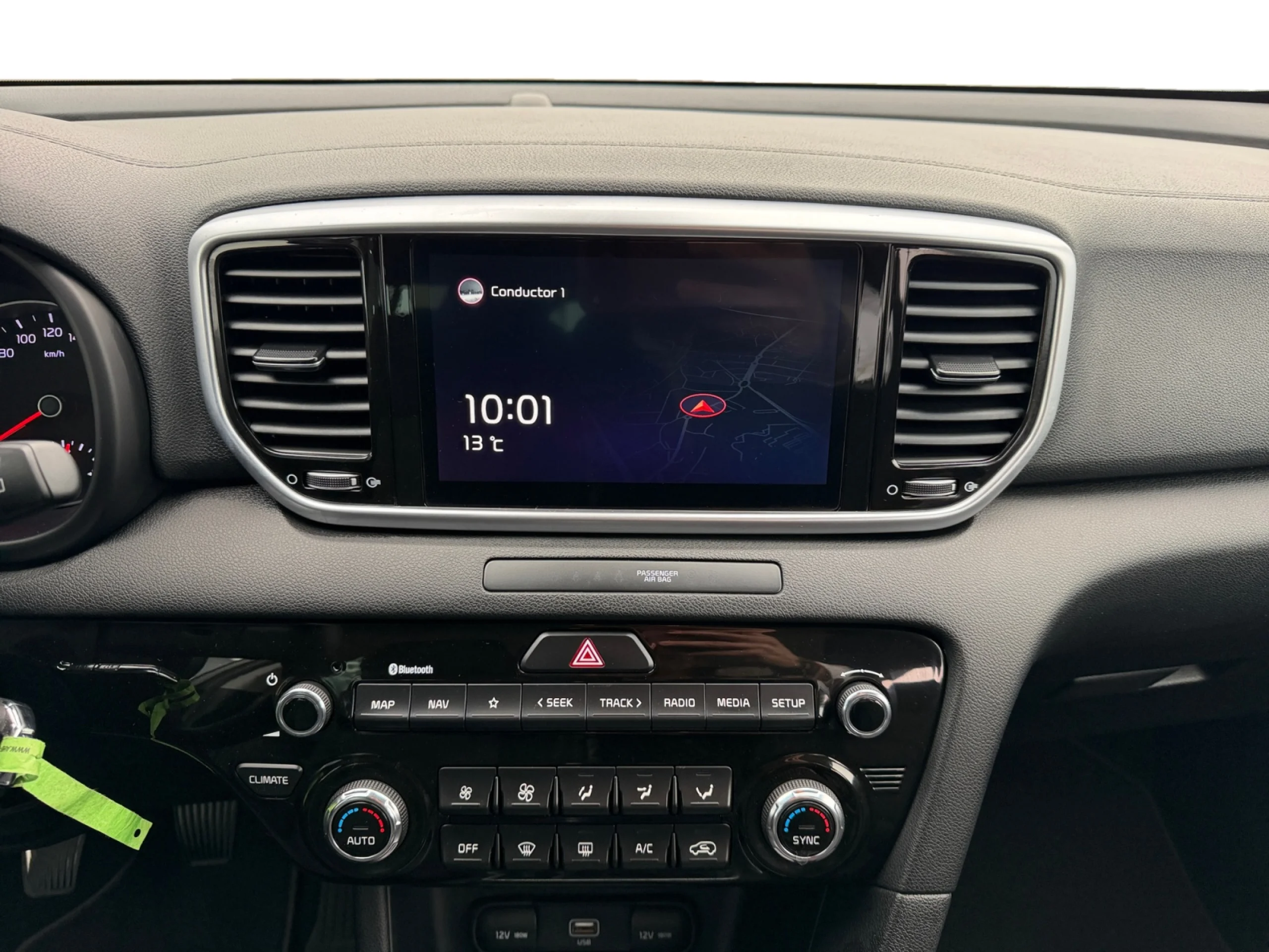 KIA SPORTAGE 1.6 MHEV DRIVE 100KW (136CV) 4X2 - Foto 9