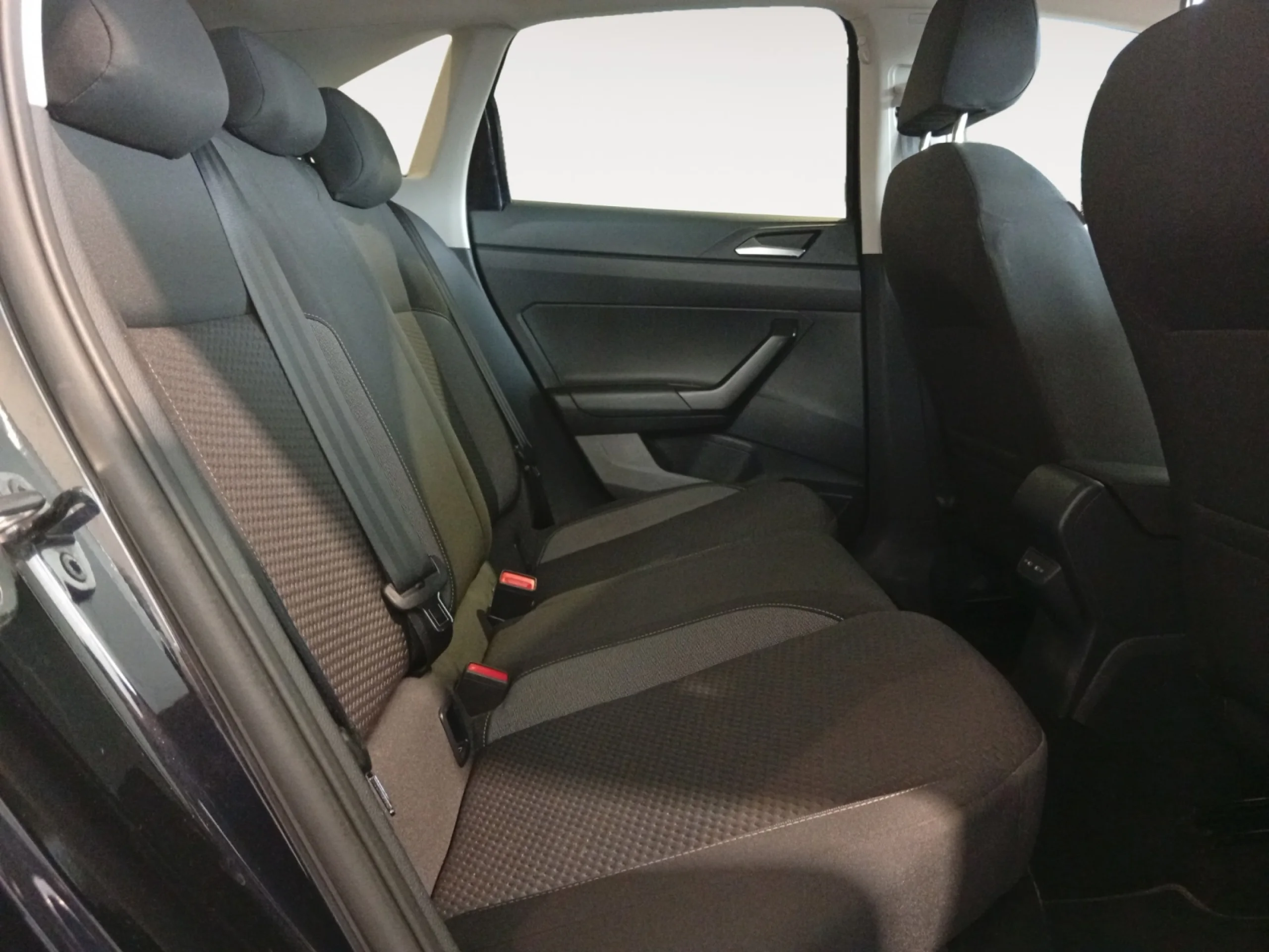 VOLKSWAGEN TAIGO 1.0 TSI - Foto 6