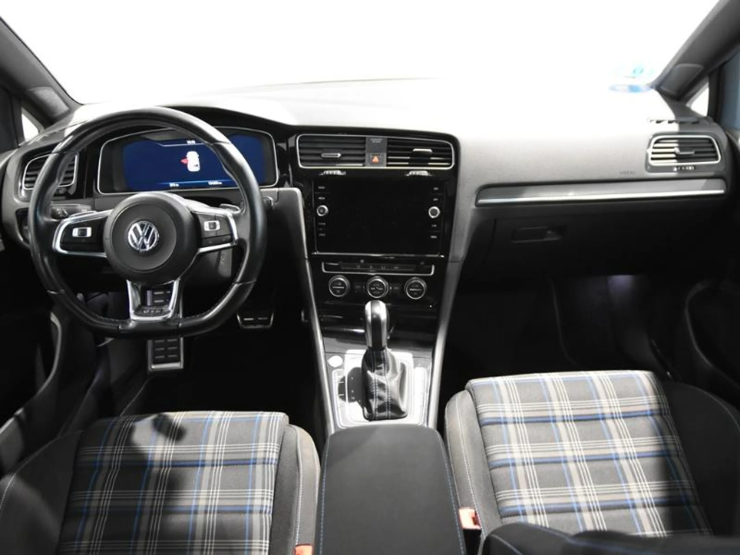 VOLKSWAGEN GOLF GTE 1.4 TSI E POWER 150KW (204CV) DSG - Foto 4