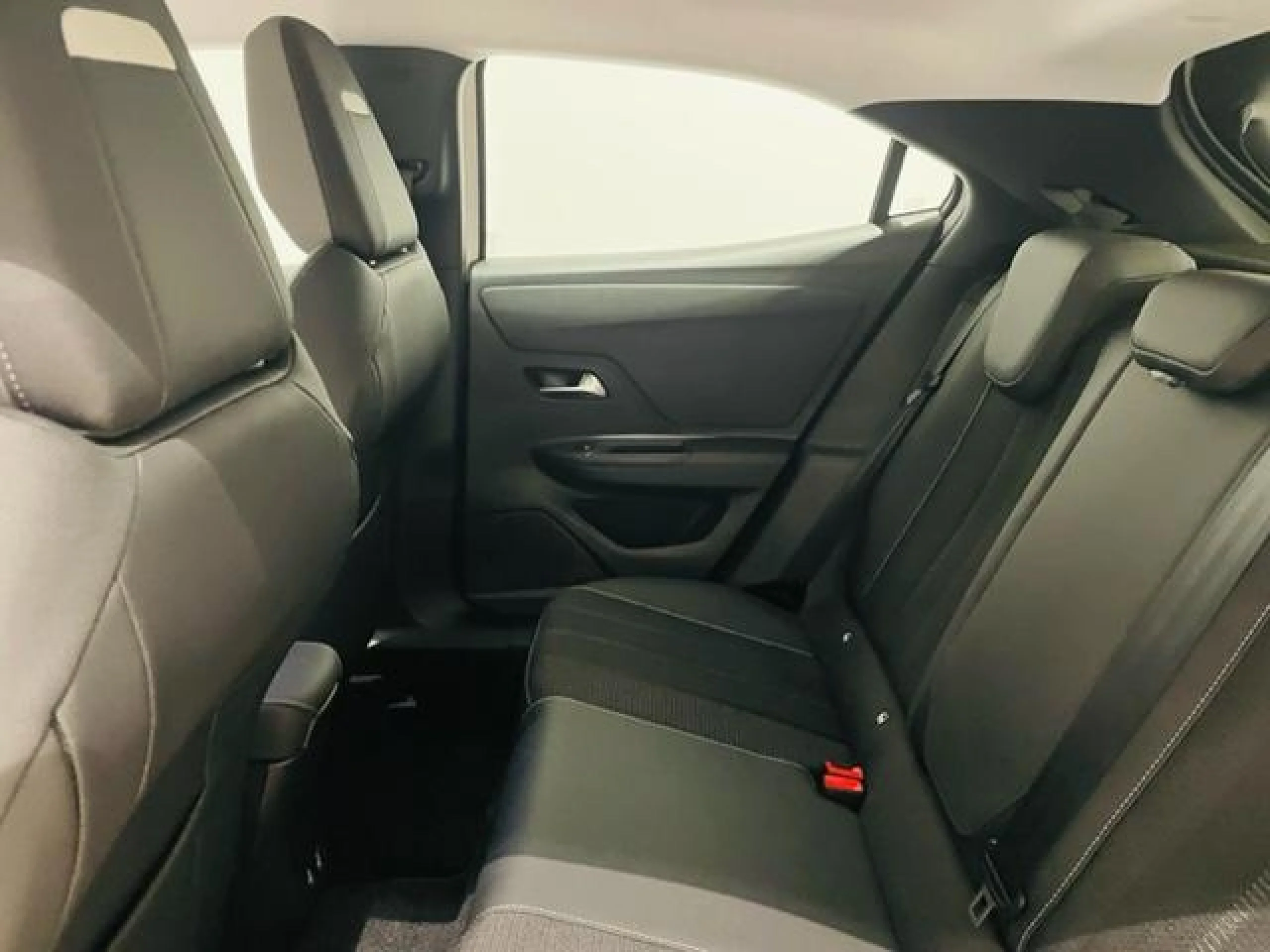 OPEL MOKKA 1.2 T 74KW (100 CV) BUSINESS ELEGANCE - Foto 6