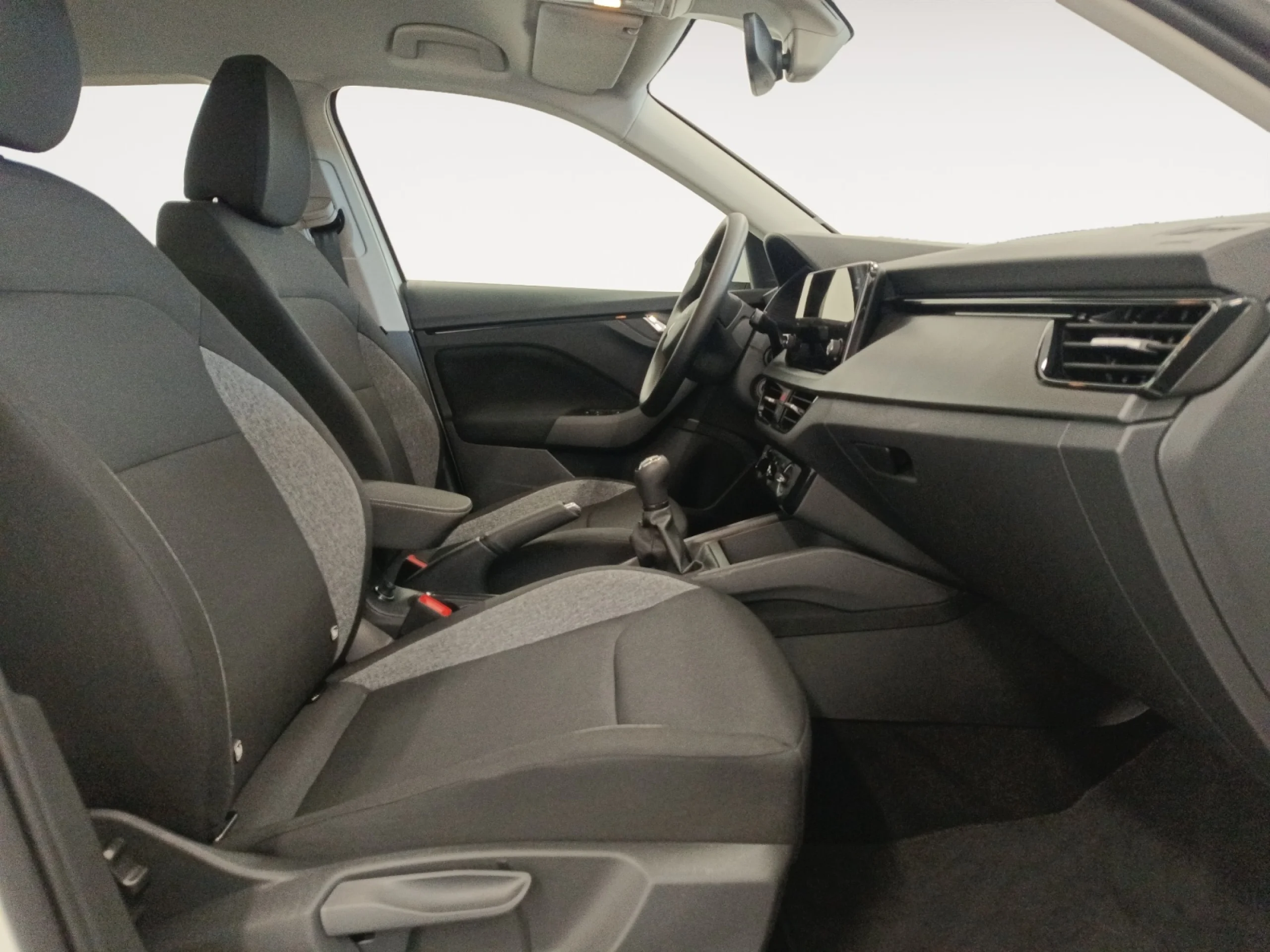 SKODA KAMIQ 1.0 TSI 70KW (95CV) ESSENCE - Foto 5
