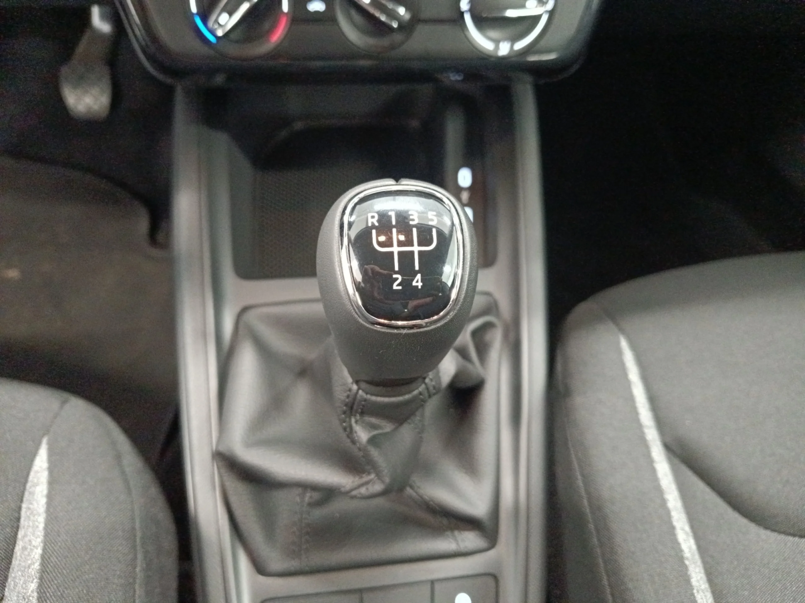 SKODA KAMIQ 1.0 TSI 70KW (95CV) ESSENCE - Foto 10