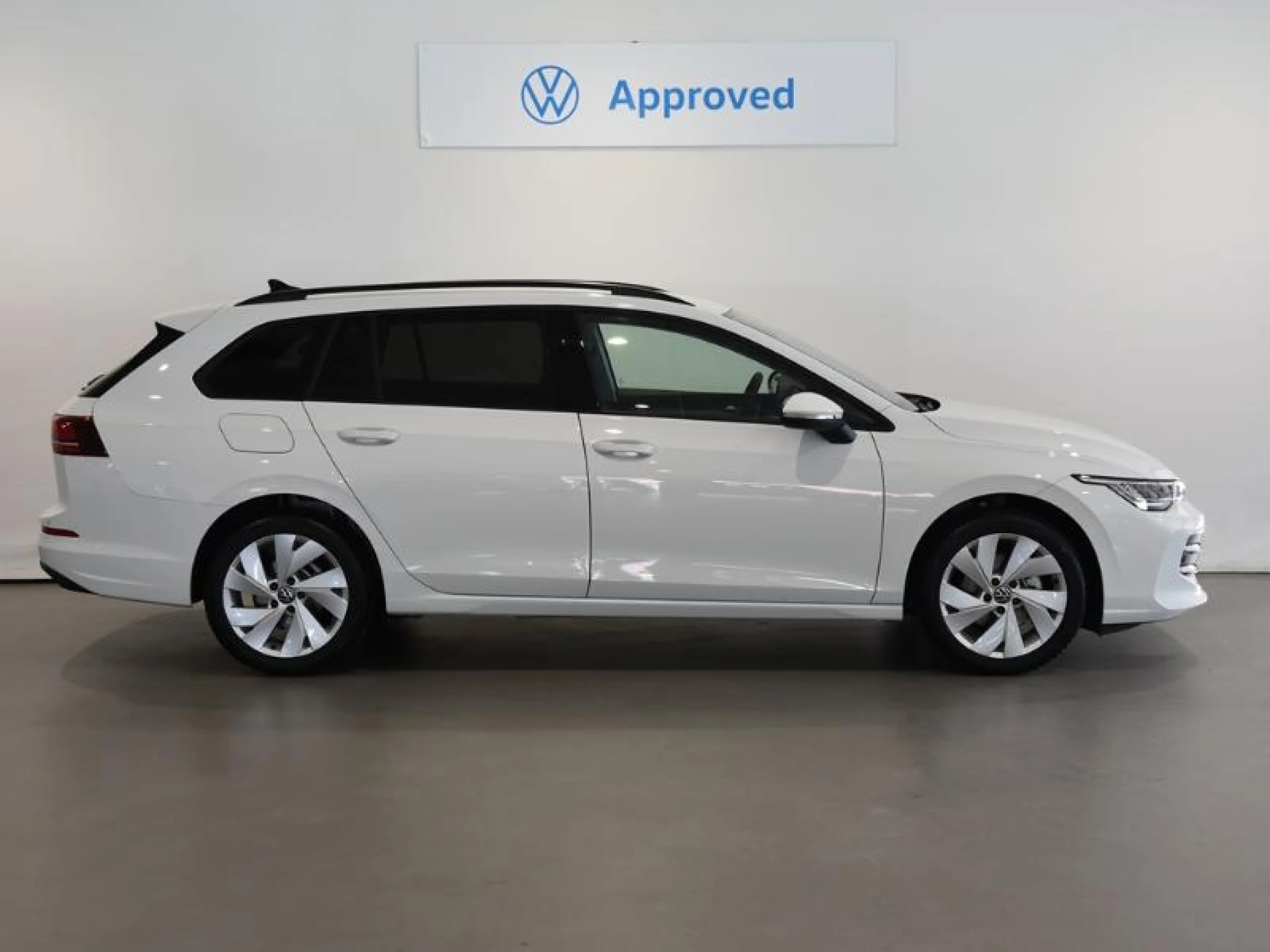 VOLKSWAGEN GOLF VARIANT GOLF VARIANT LIFE 1.5 ETSI 85 KW (115 CV)  AUTOM TICO DSG 7 VEL. - Foto 3