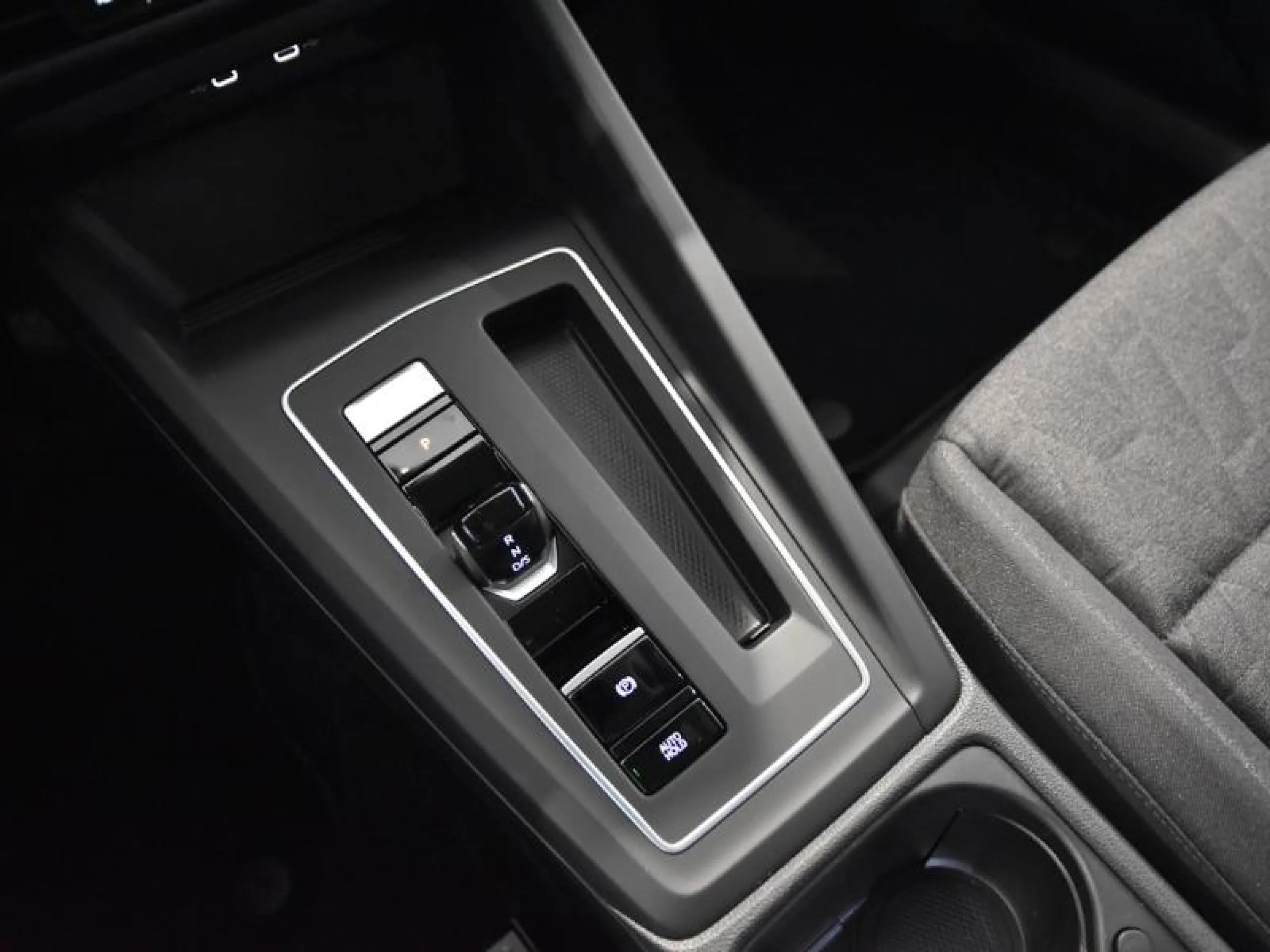 VOLKSWAGEN GOLF VARIANT GOLF VARIANT LIFE 1.5 ETSI 85 KW (115 CV)  AUTOM TICO DSG 7 VEL. - Foto 10