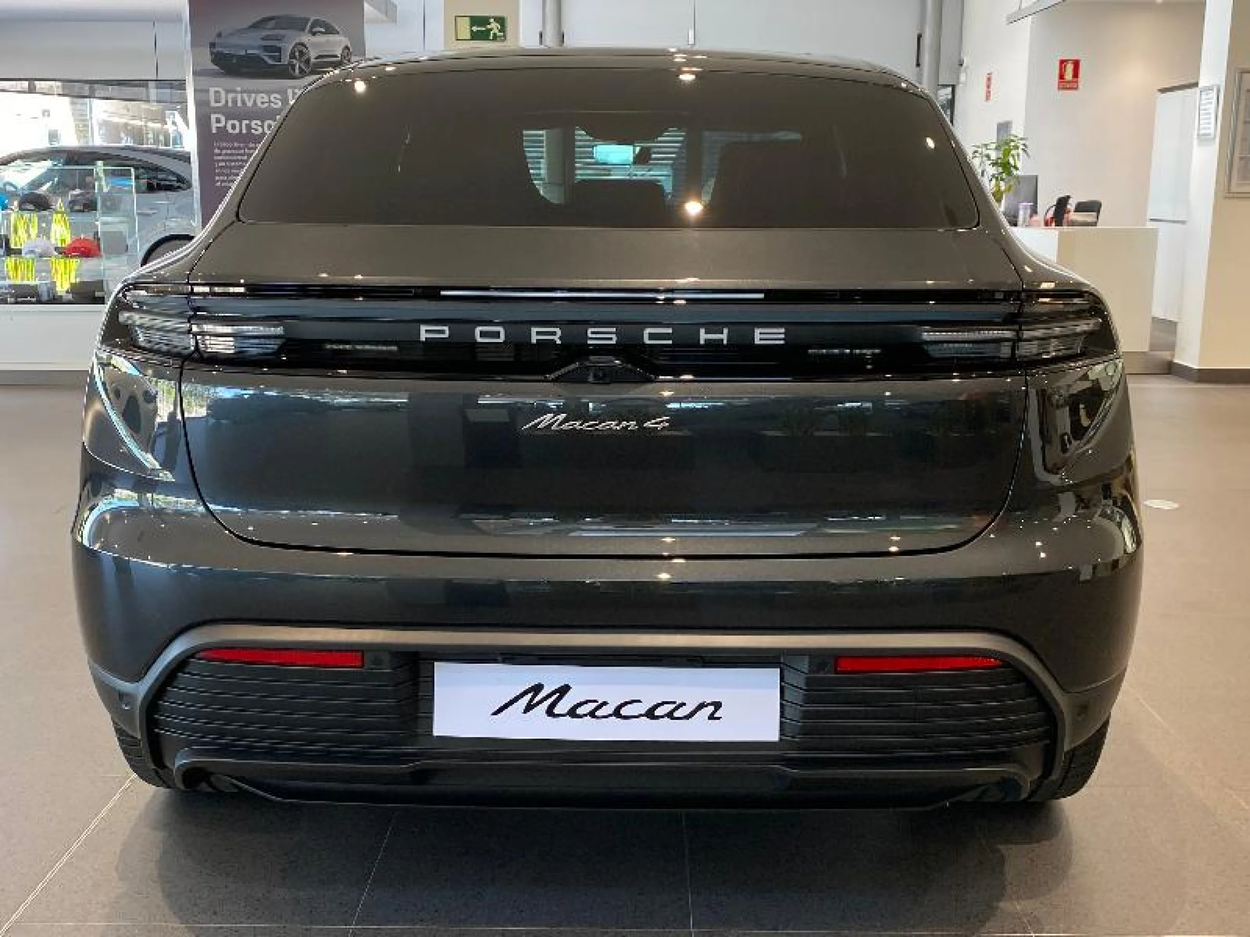 PORSCHE MACAN 4 - Foto 4