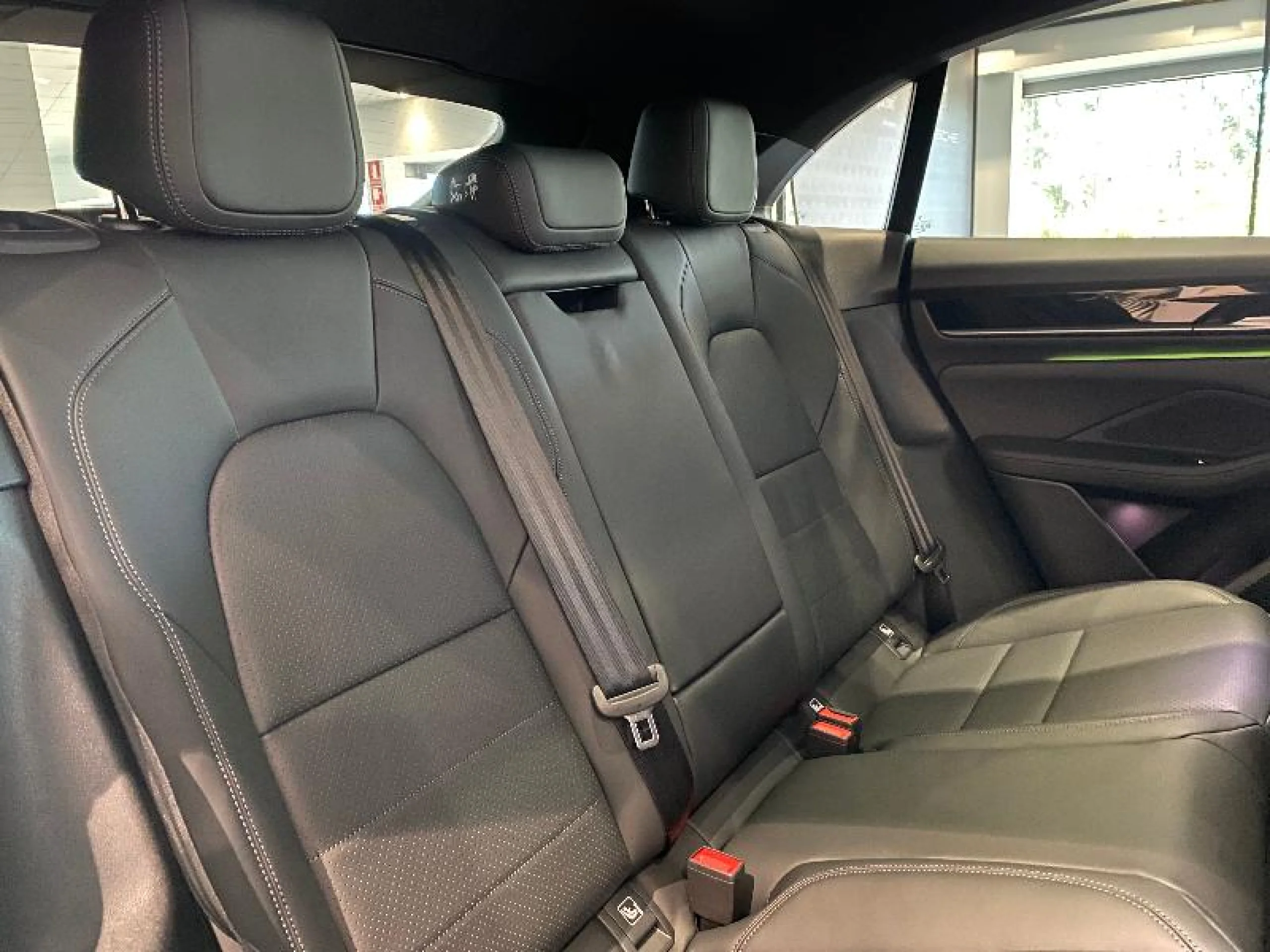 PORSCHE MACAN 4 - Foto 26