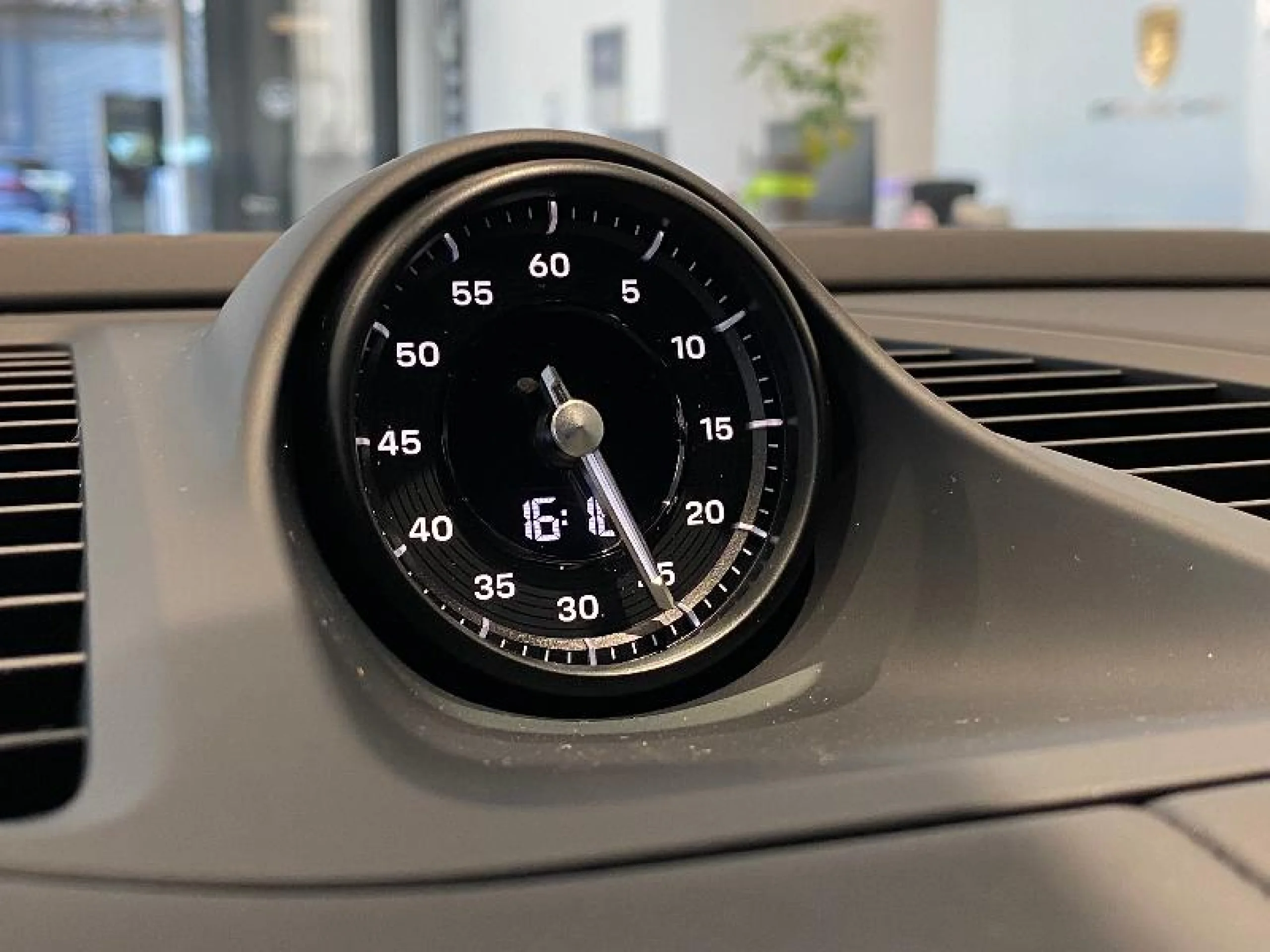 PORSCHE MACAN 4 - Foto 32