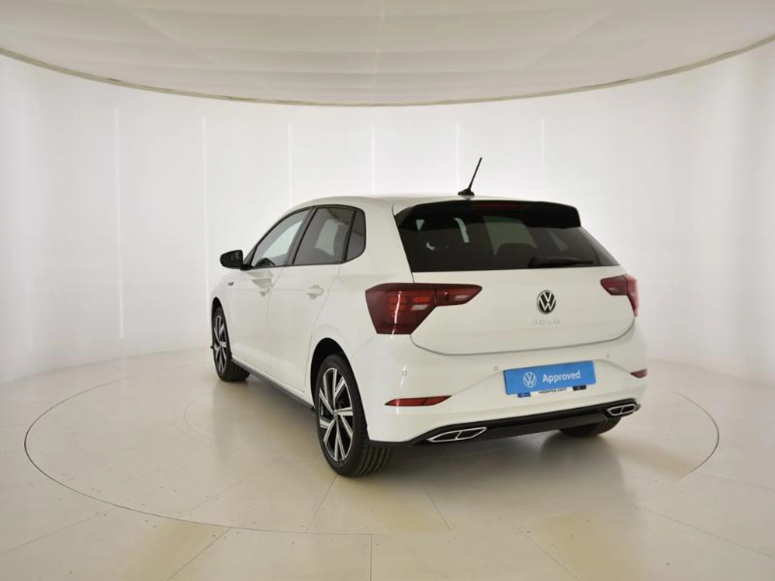 VOLKSWAGEN POLO POLO R LINE 1.0 TSI 70 KW (95 CV)  5 VEL. - Foto 2