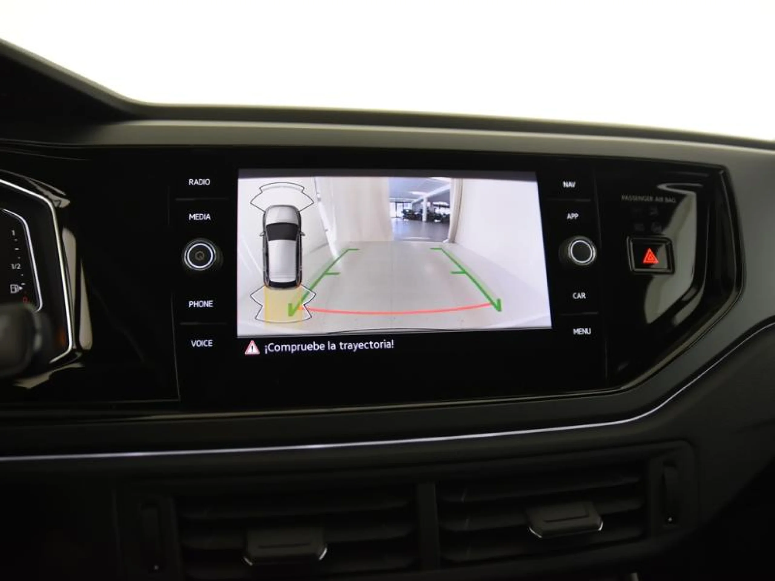 VOLKSWAGEN POLO POLO R LINE 1.0 TSI 70 KW (95 CV)  5 VEL. - Foto 13