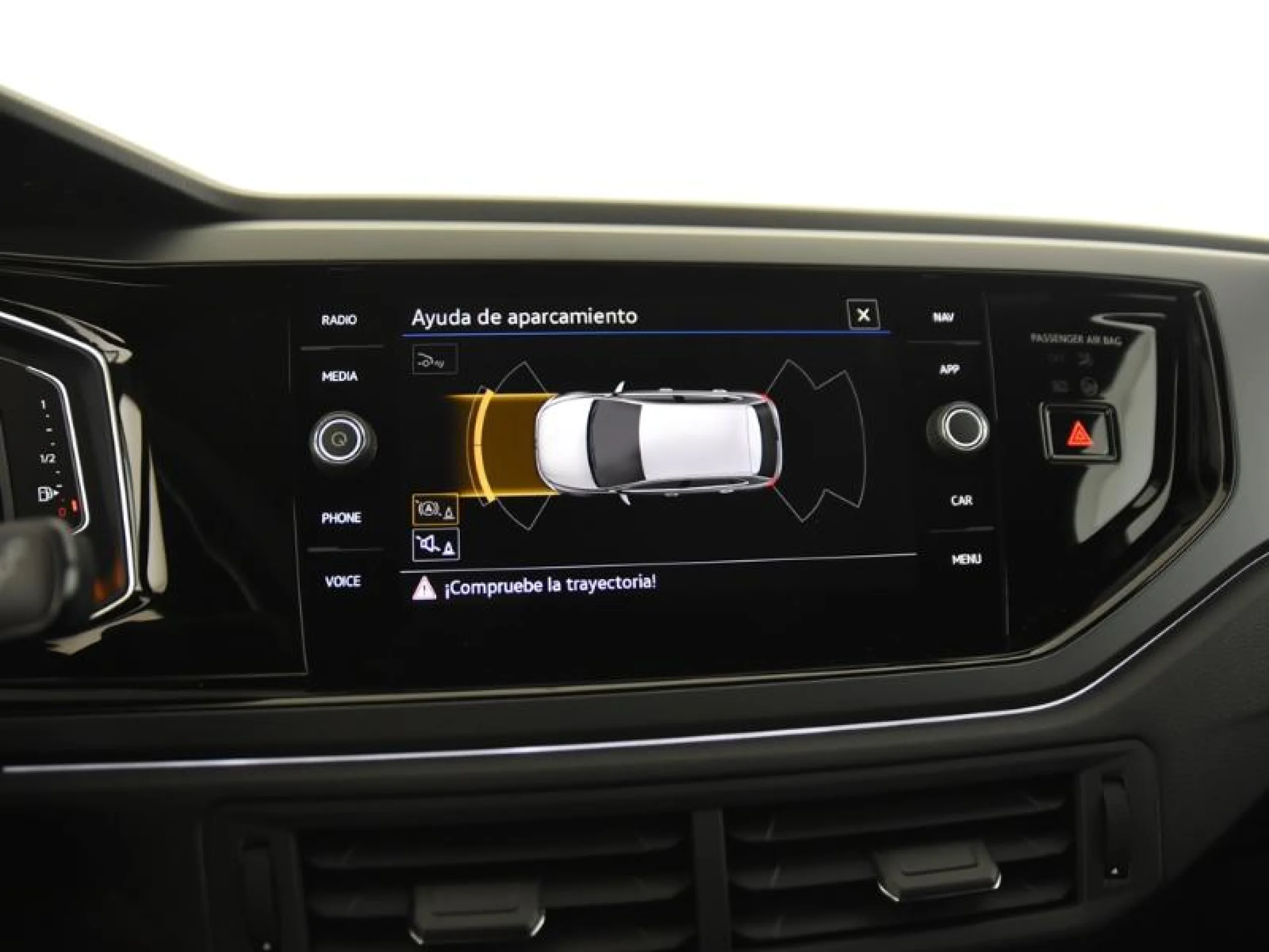 VOLKSWAGEN POLO POLO R LINE 1.0 TSI 70 KW (95 CV)  5 VEL. - Foto 14