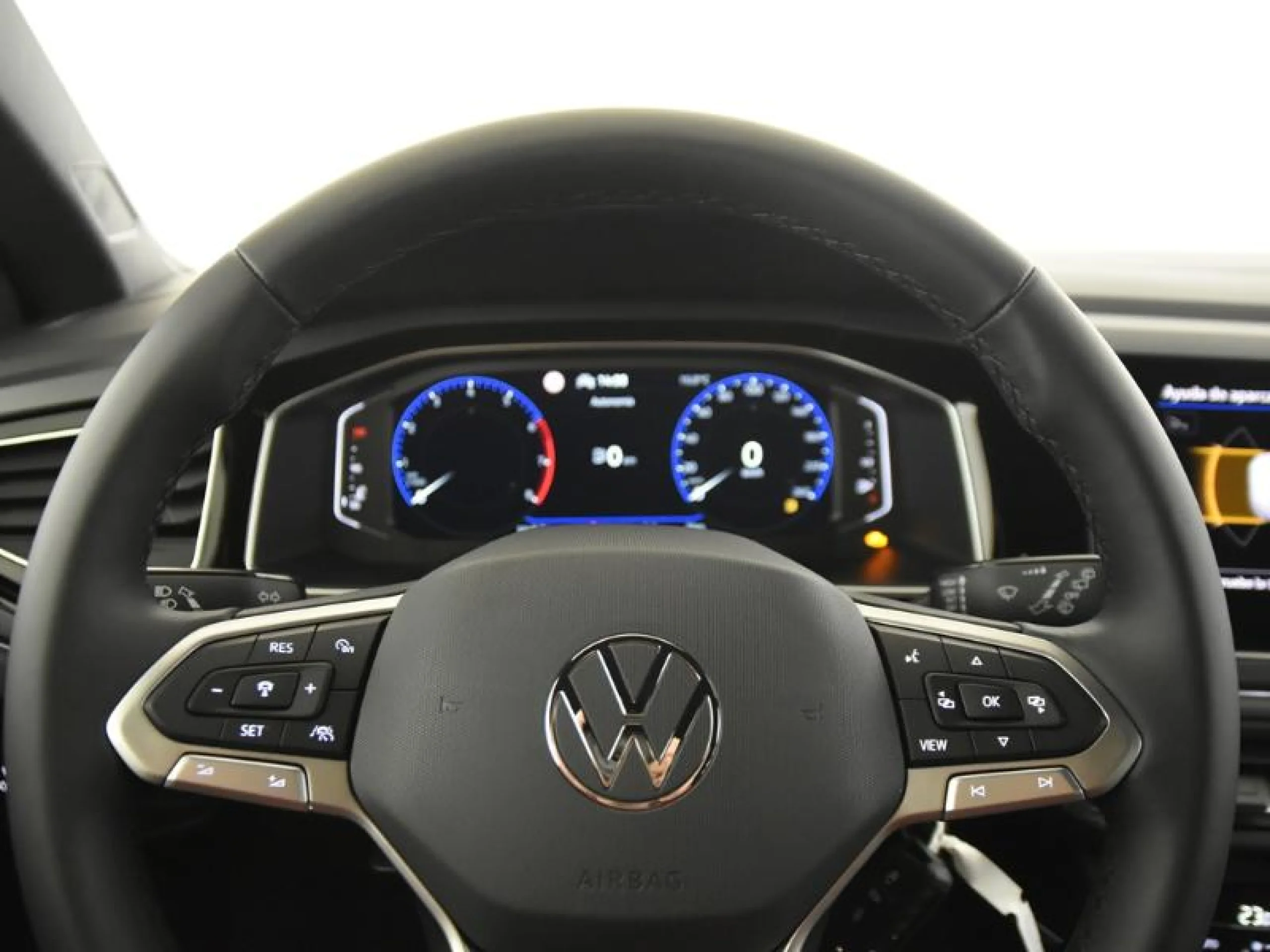 VOLKSWAGEN POLO POLO R LINE 1.0 TSI 70 KW (95 CV)  5 VEL. - Foto 15