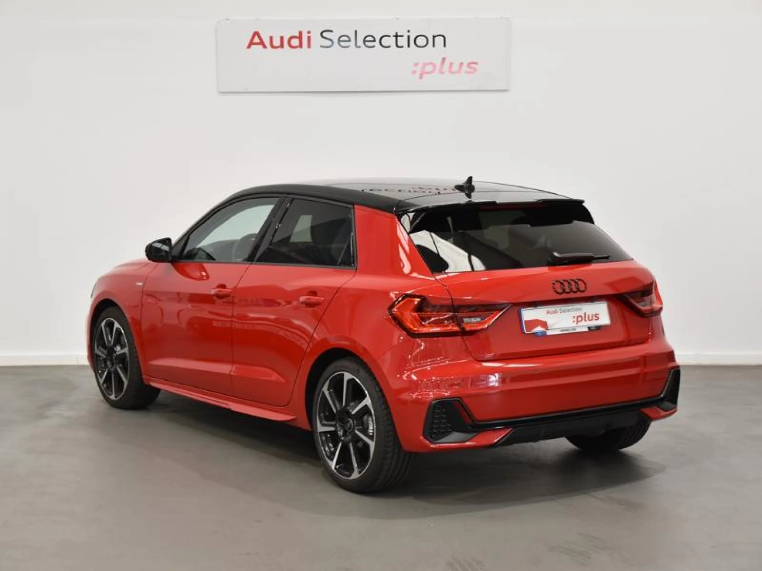 AUDI A1 SPORTBACK ADRENAL BLACK 30TFSI 81KW S TR - Foto 2