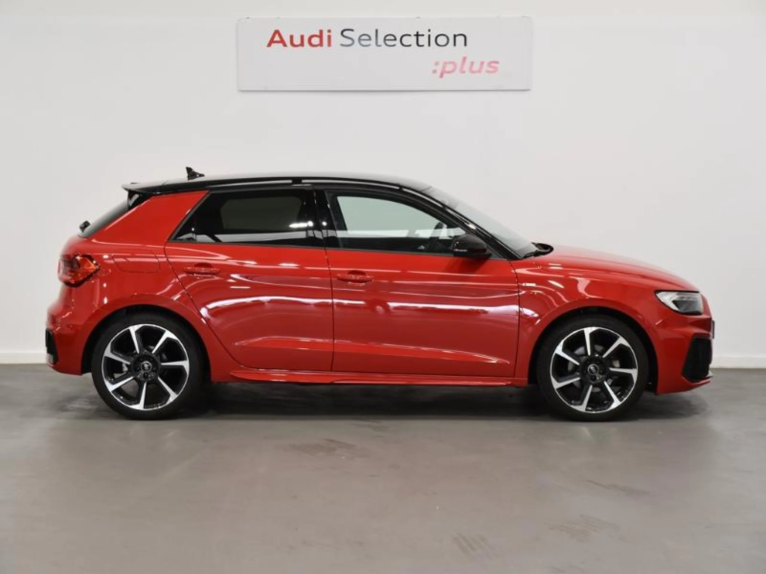 AUDI A1 SPORTBACK ADRENAL BLACK 30TFSI 81KW S TR - Foto 3