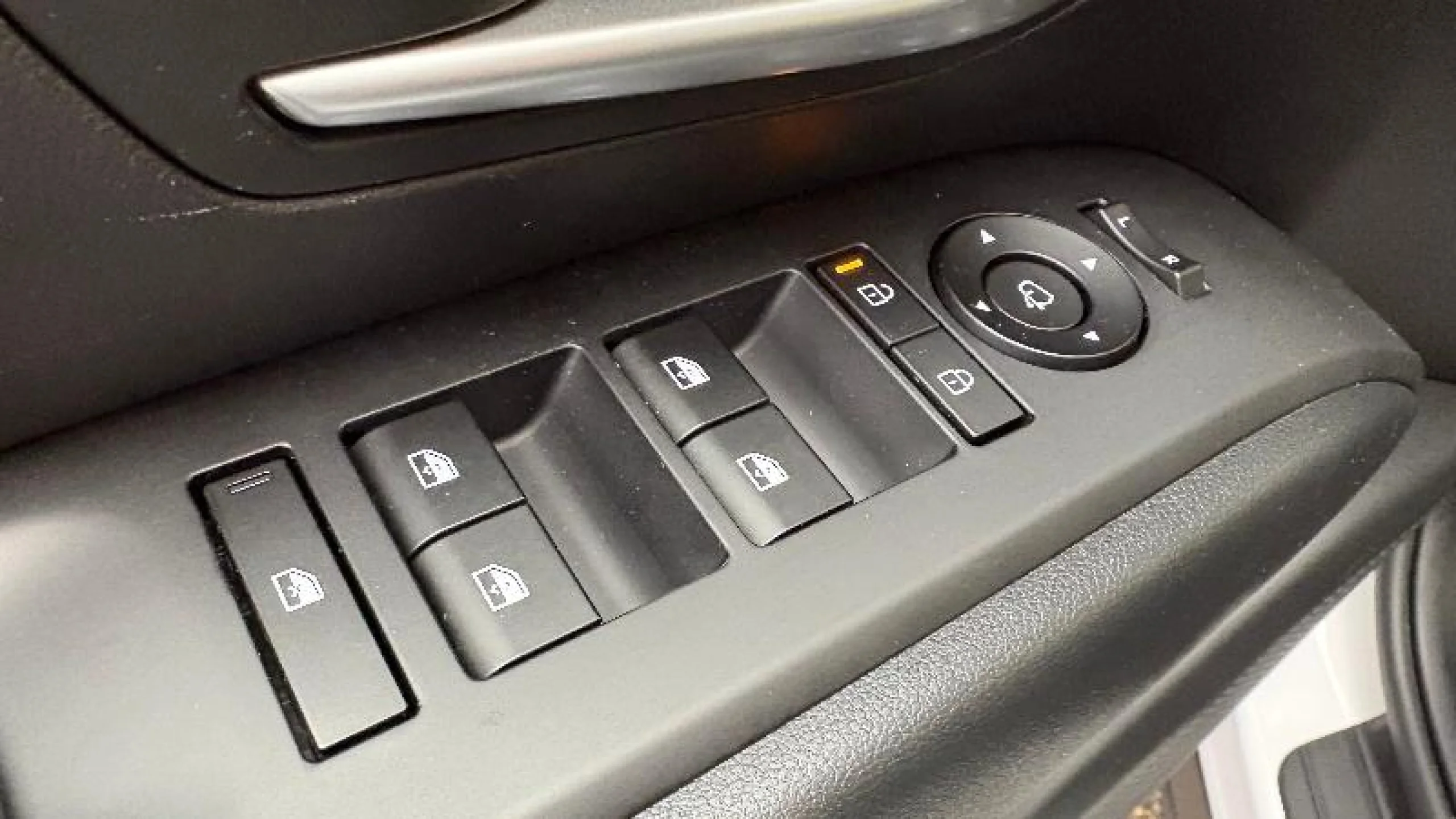 HYUNDAI TUCSON 1.6D 100KW (136CV) 48V DCT MAXX - Foto 12