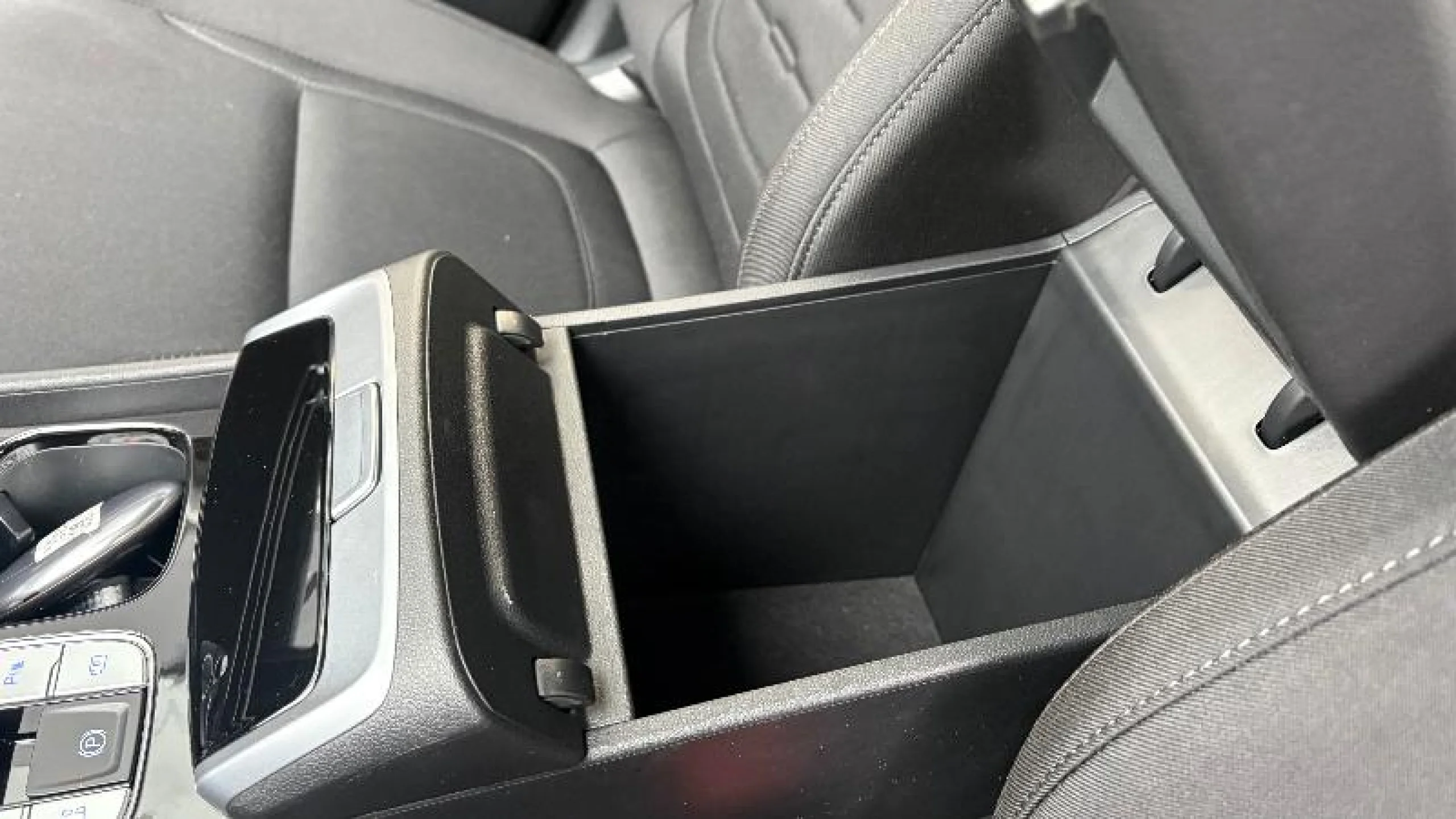 HYUNDAI TUCSON 1.6D 100KW (136CV) 48V DCT MAXX - Foto 17