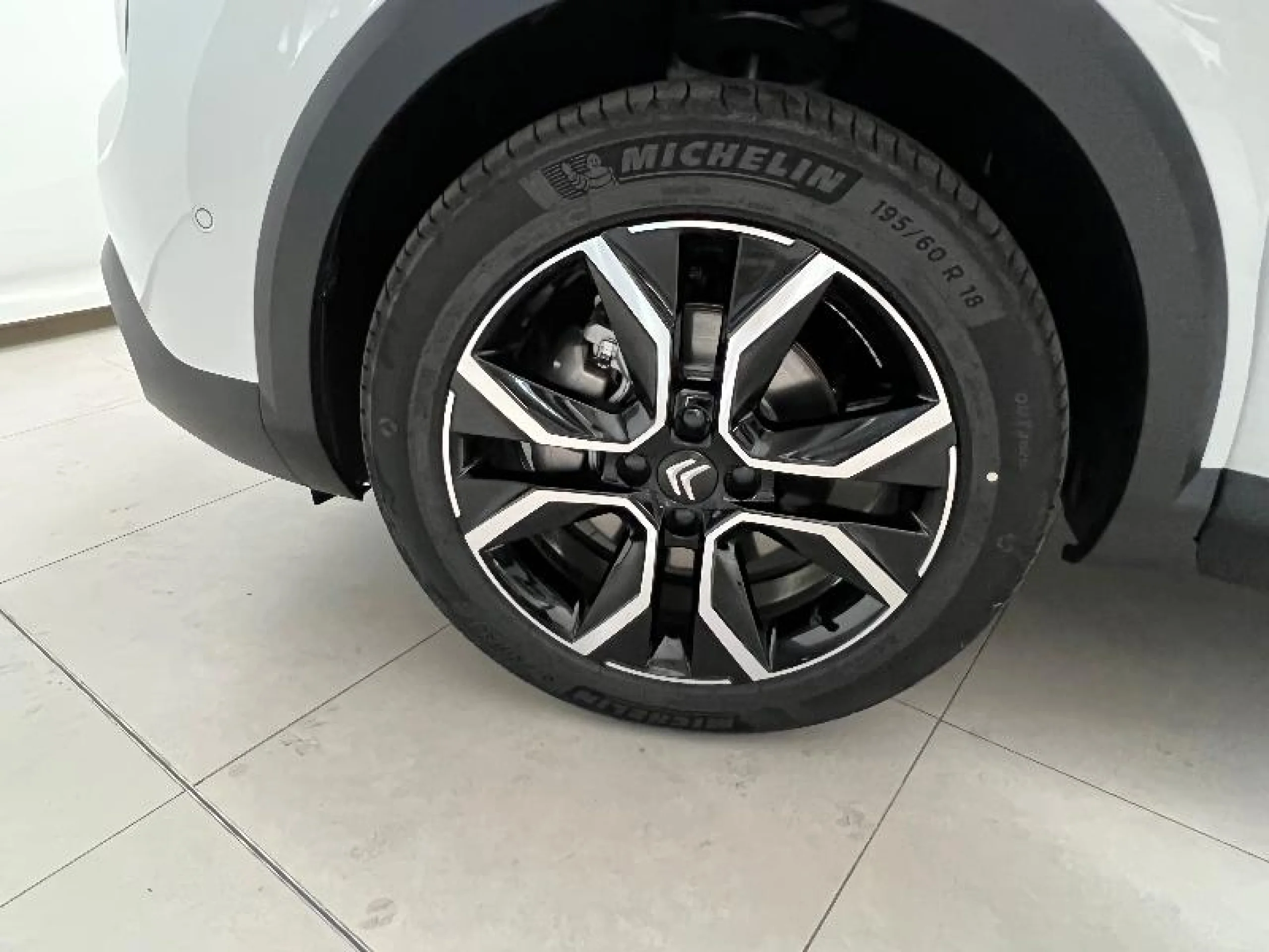 CITROEN ëc4 x ËC4 X ELÉCTRICO 100KW 50KWH SHINE - Foto 11