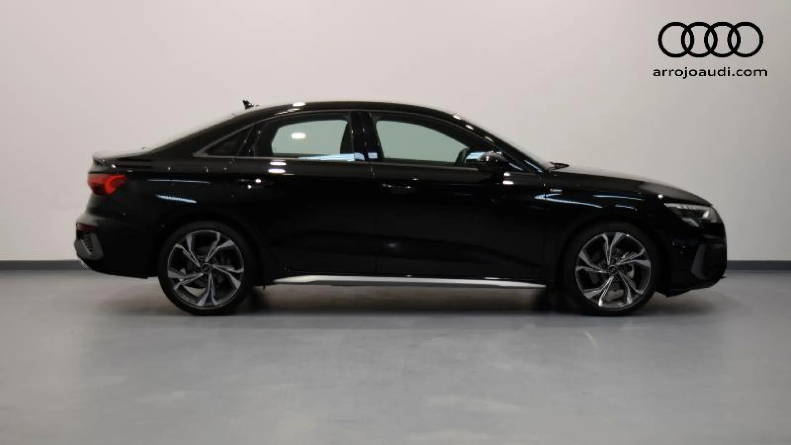 AUDI A3 SEDAN S LINE 35 TFSI 110KW S TRONIC - Foto 3