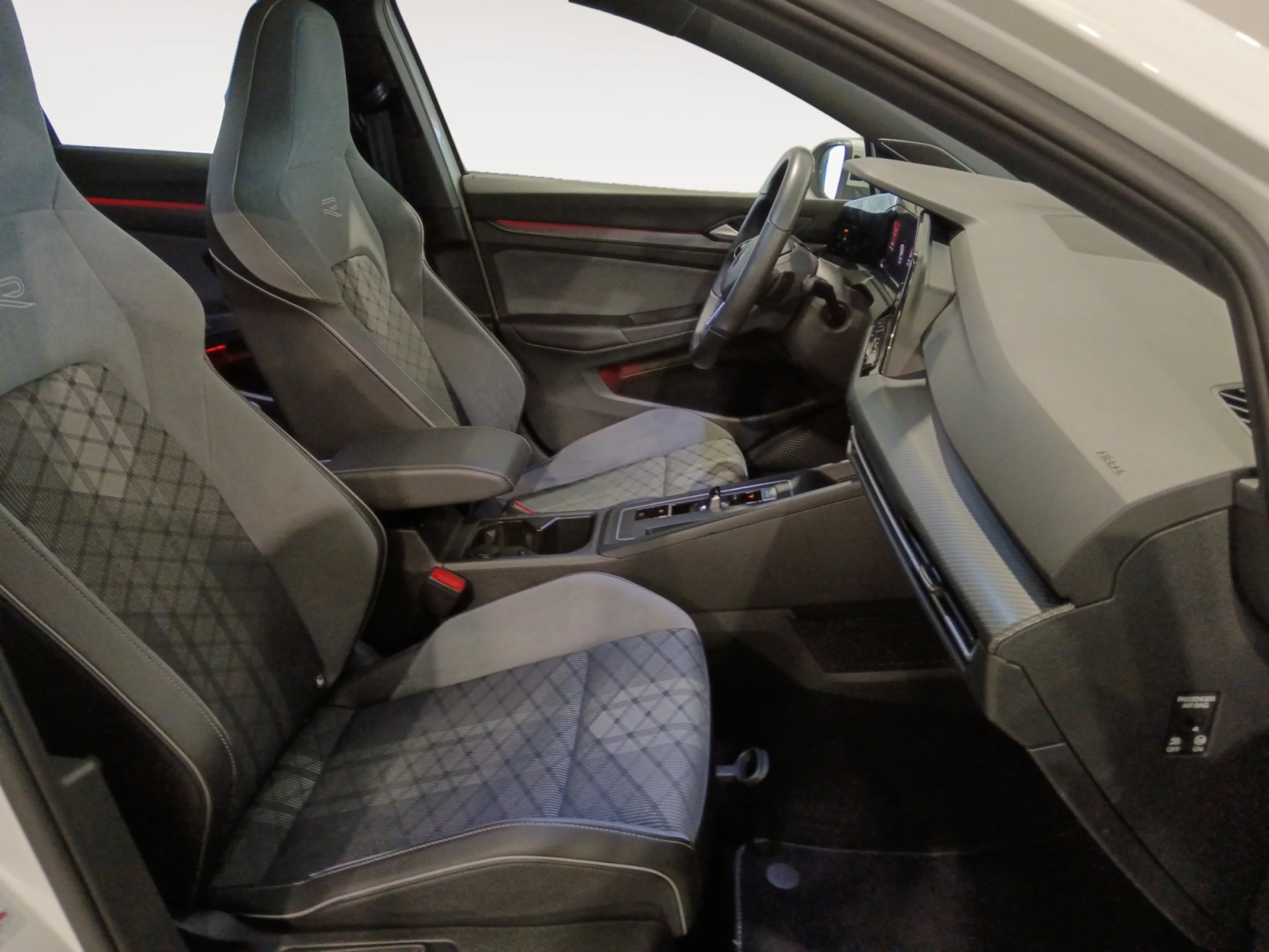 VOLKSWAGEN GOLF R LINE 2.0 TDI 110KW (150CV) DSG - Foto 5