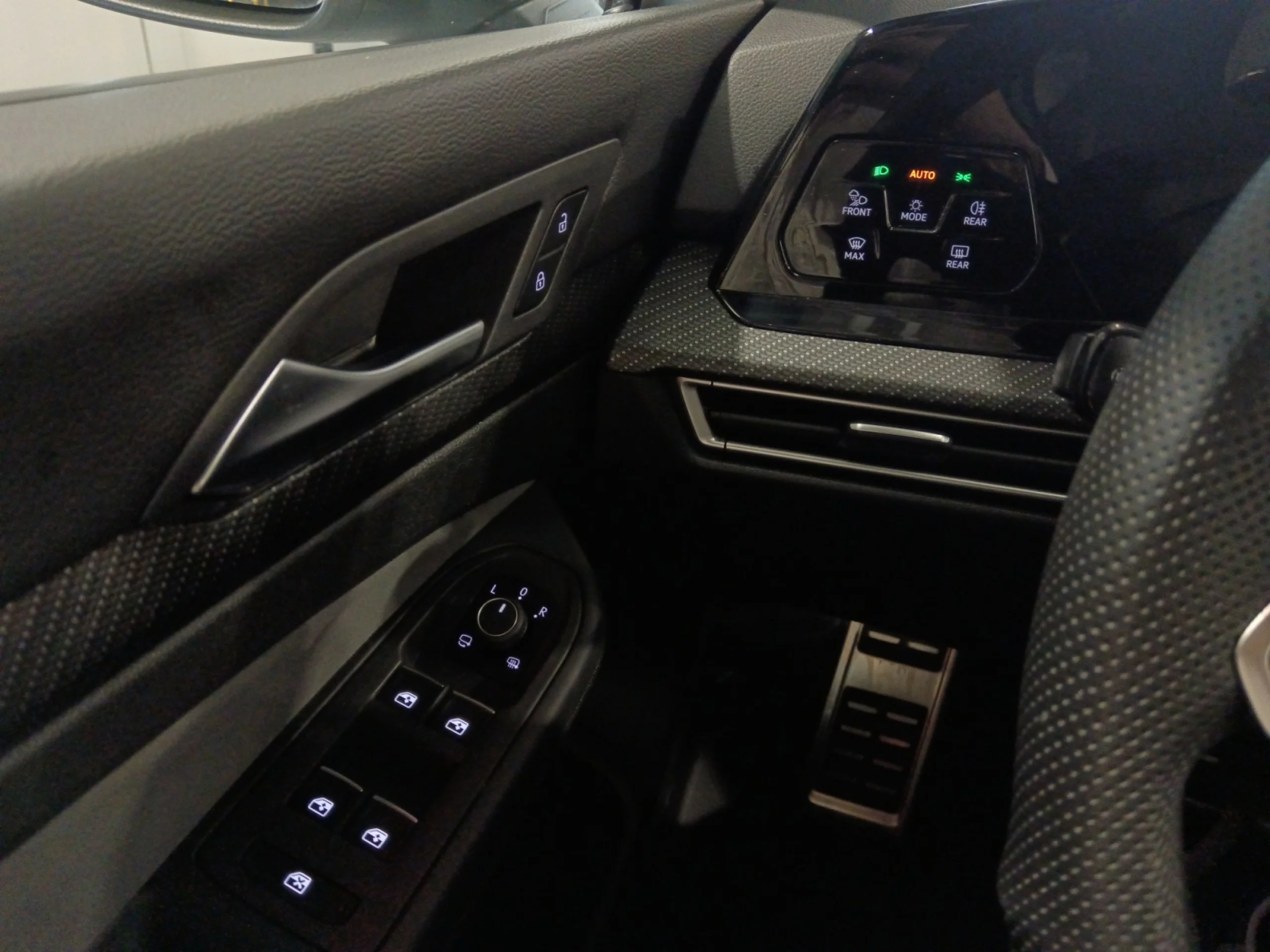 VOLKSWAGEN GOLF R LINE 2.0 TDI 110KW (150CV) DSG - Foto 14