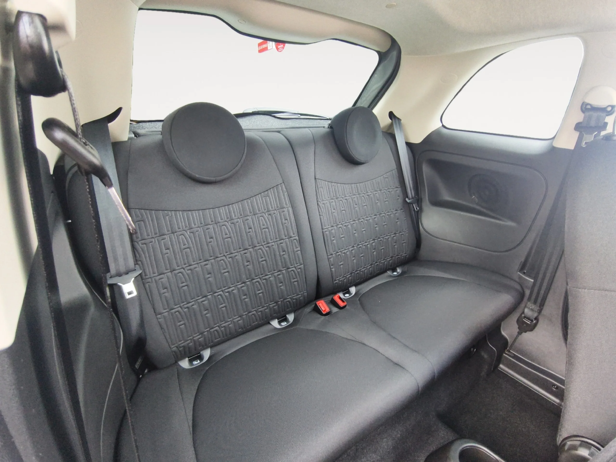 FIAT 500 DOLCEVITA 1.0 HYBRID 51KW (70 CV) - Foto 6