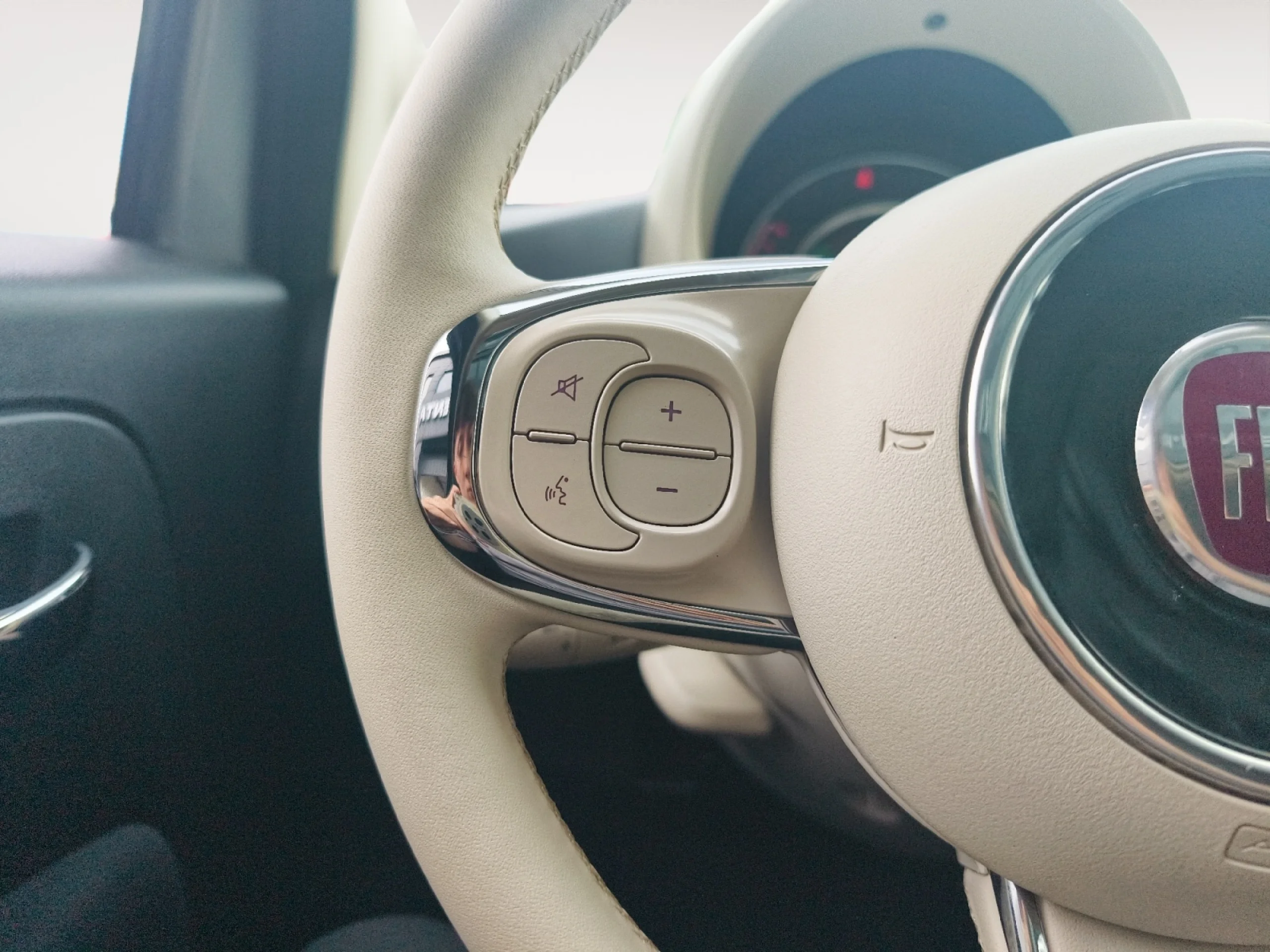 FIAT 500 DOLCEVITA 1.0 HYBRID 51KW (70 CV) - Foto 12
