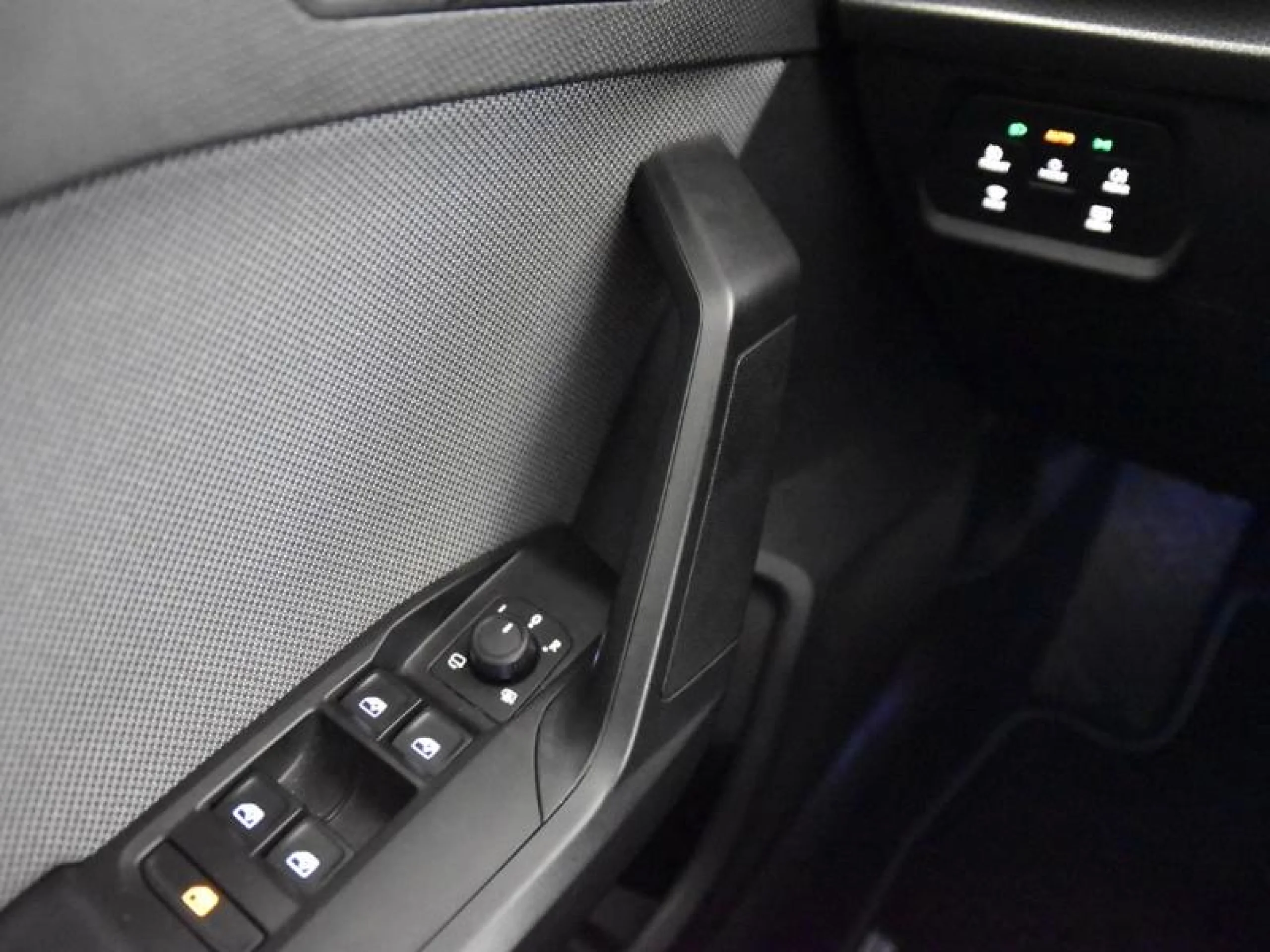 SEAT LEON 1.5 ETSI 85KW DSG STYLE 25 ANIVERSARIO - Foto 18