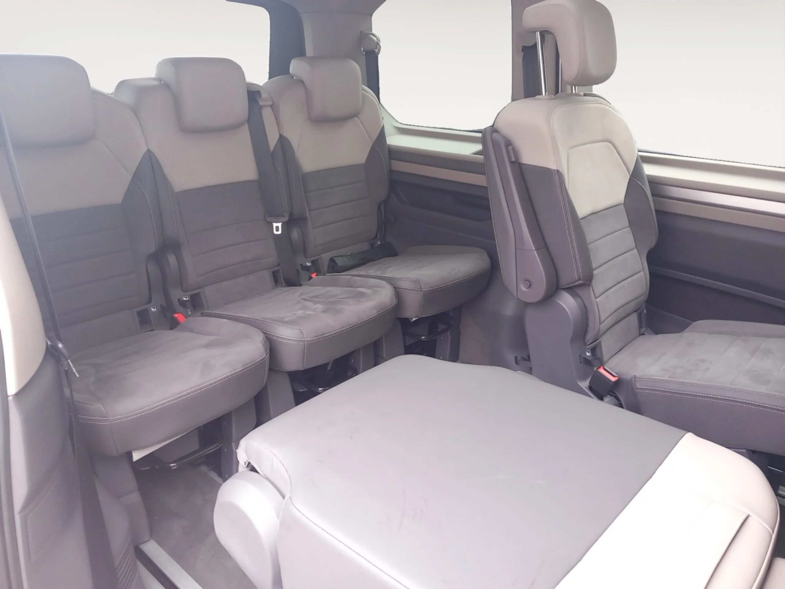 VOLKSWAGEN Multivan LIFE 2.0 TDI 110KW (150CV) DSG B.CORTA - Foto 5