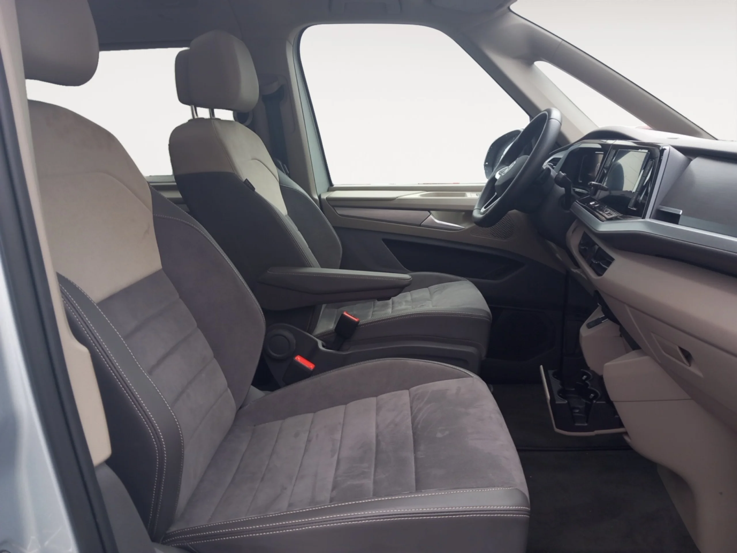 VOLKSWAGEN Multivan LIFE 2.0 TDI 110KW (150CV) DSG B.CORTA - Foto 6