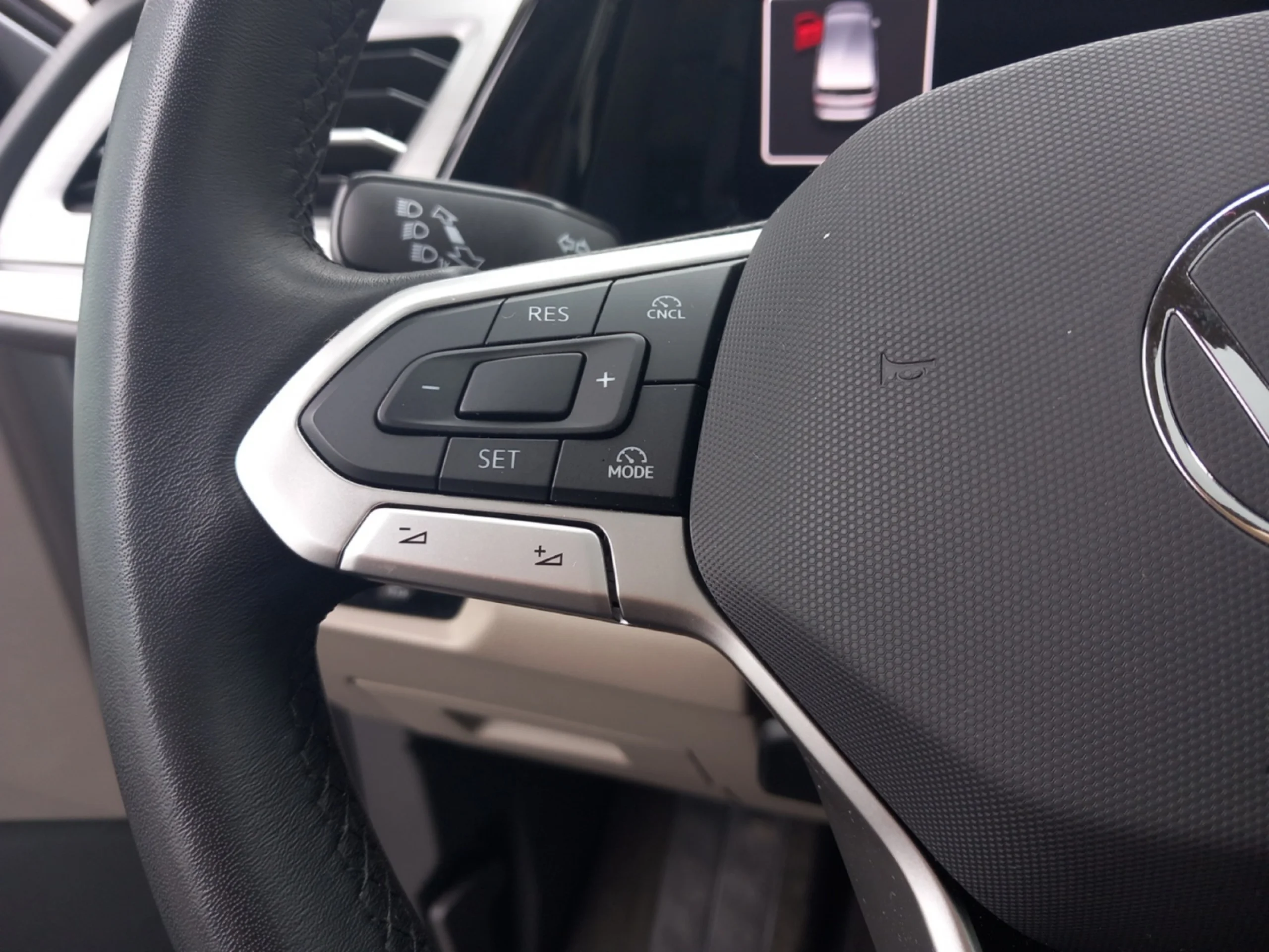 VOLKSWAGEN Multivan LIFE 2.0 TDI 110KW (150CV) DSG B.CORTA - Foto 11