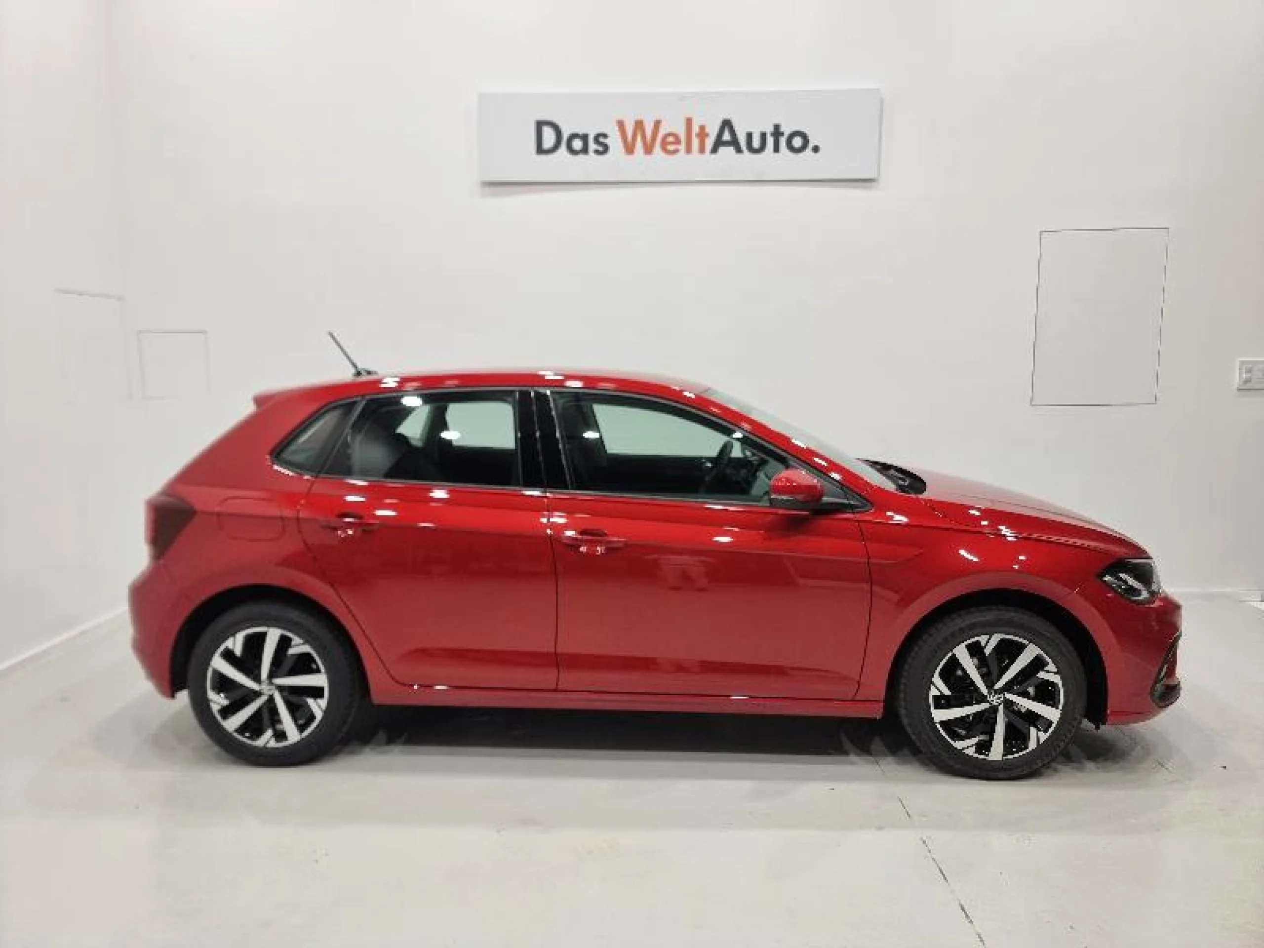 VOLKSWAGEN POLO LIFE 1.0 TSI 70KW (95CV) - Foto 3