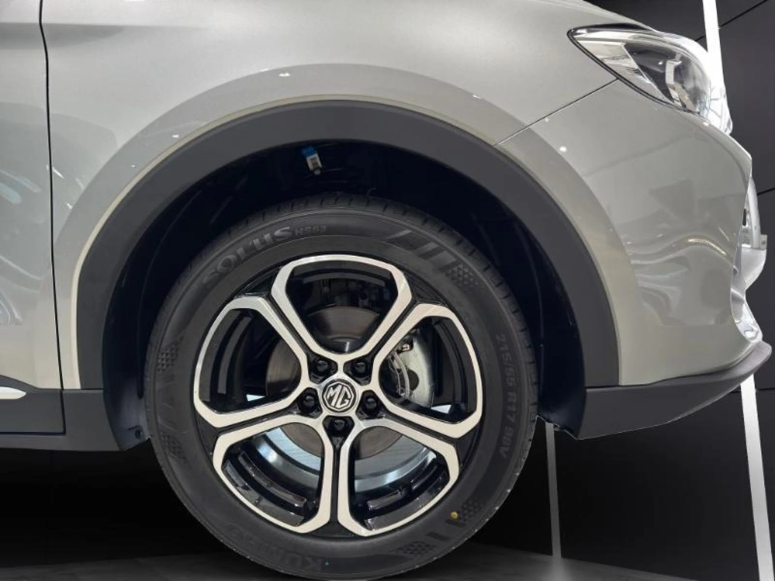 MG Zs 1.5 COMFORT - Foto 1