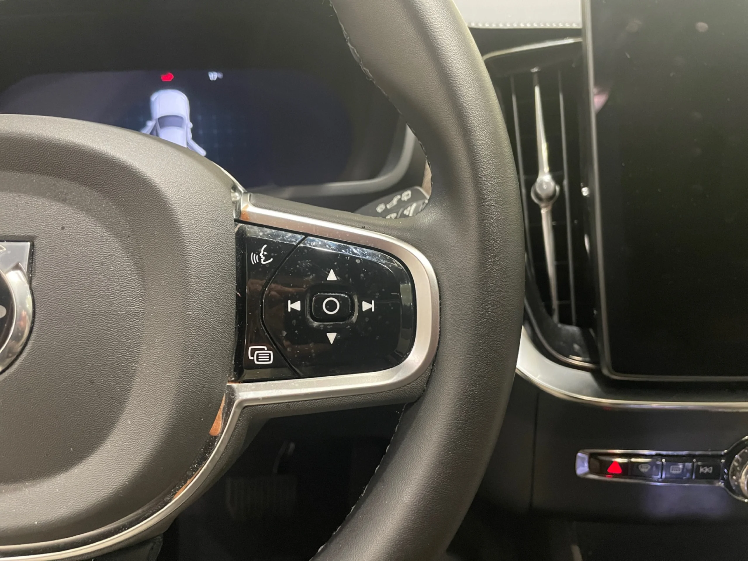 VOLVO XC90 2.0 B5 GASOLINA AWD PLUS BRIGHT AUTO - Foto 13