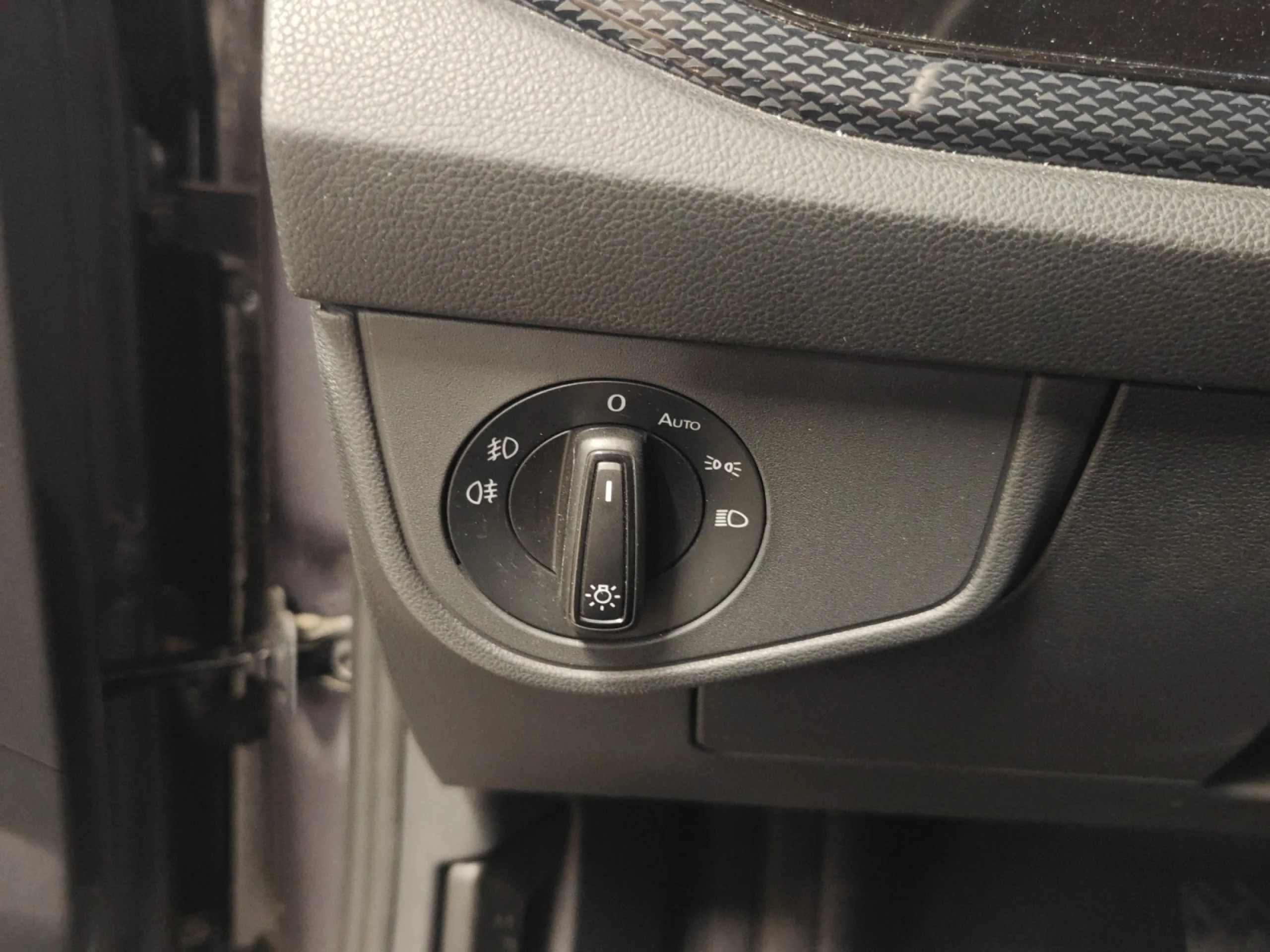VOLKSWAGEN TAIGO ··MÁS·· 1.0 TSI 85KW (115CV) DSG - Foto 12