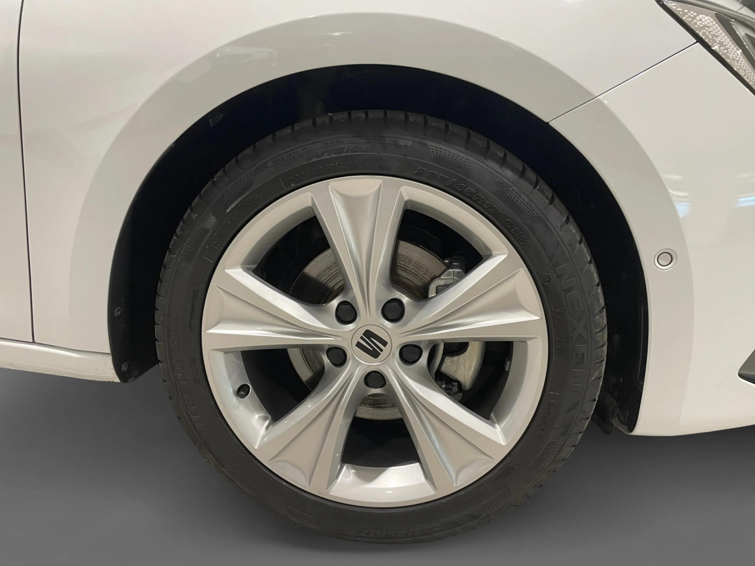 SEAT LEON SP 1.5 ETSI 110KW DSG S&S FR SPECIAL ED - Foto 8