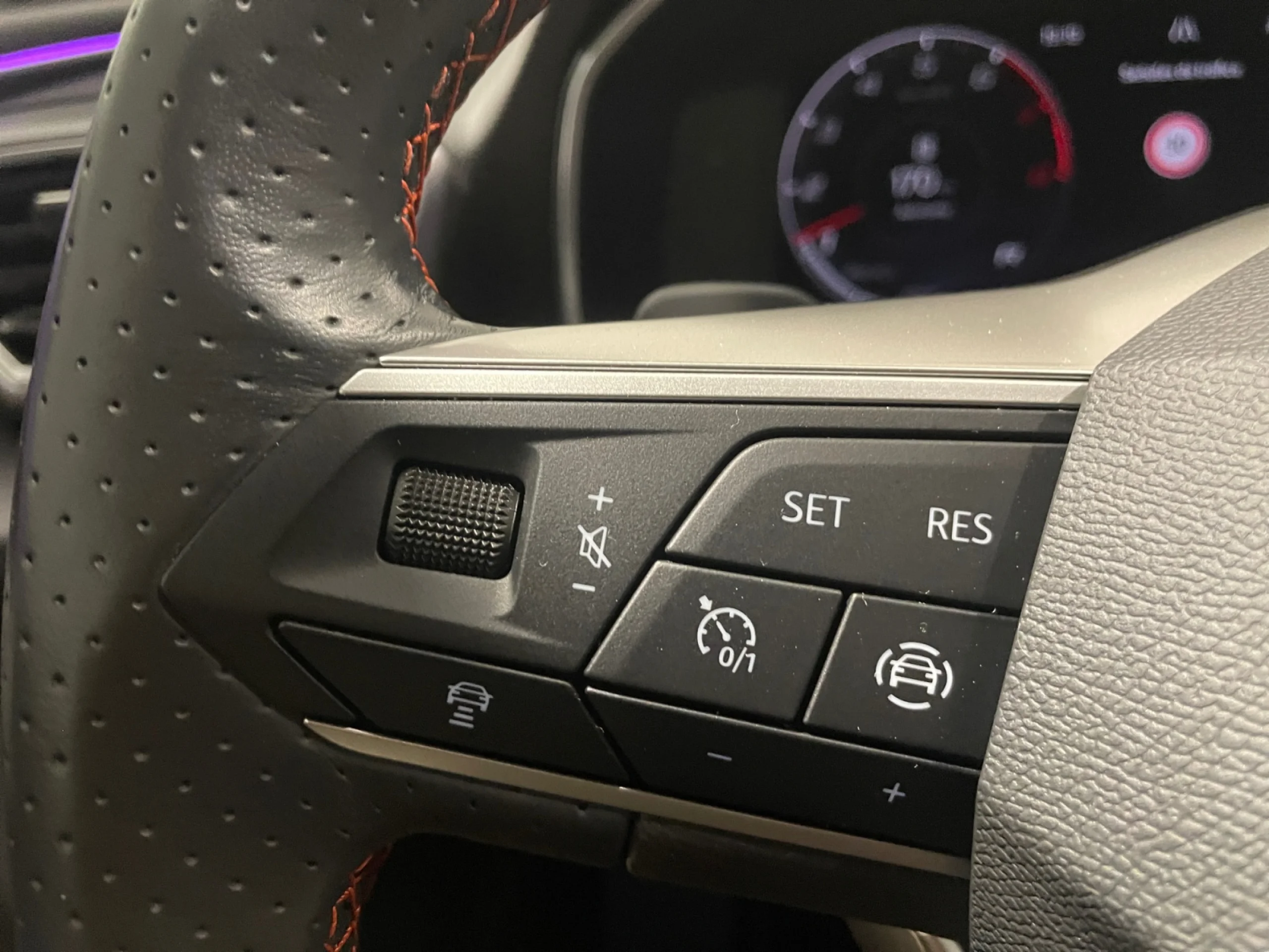 SEAT LEON SP 1.5 ETSI 110KW DSG S&S FR SPECIAL ED - Foto 10