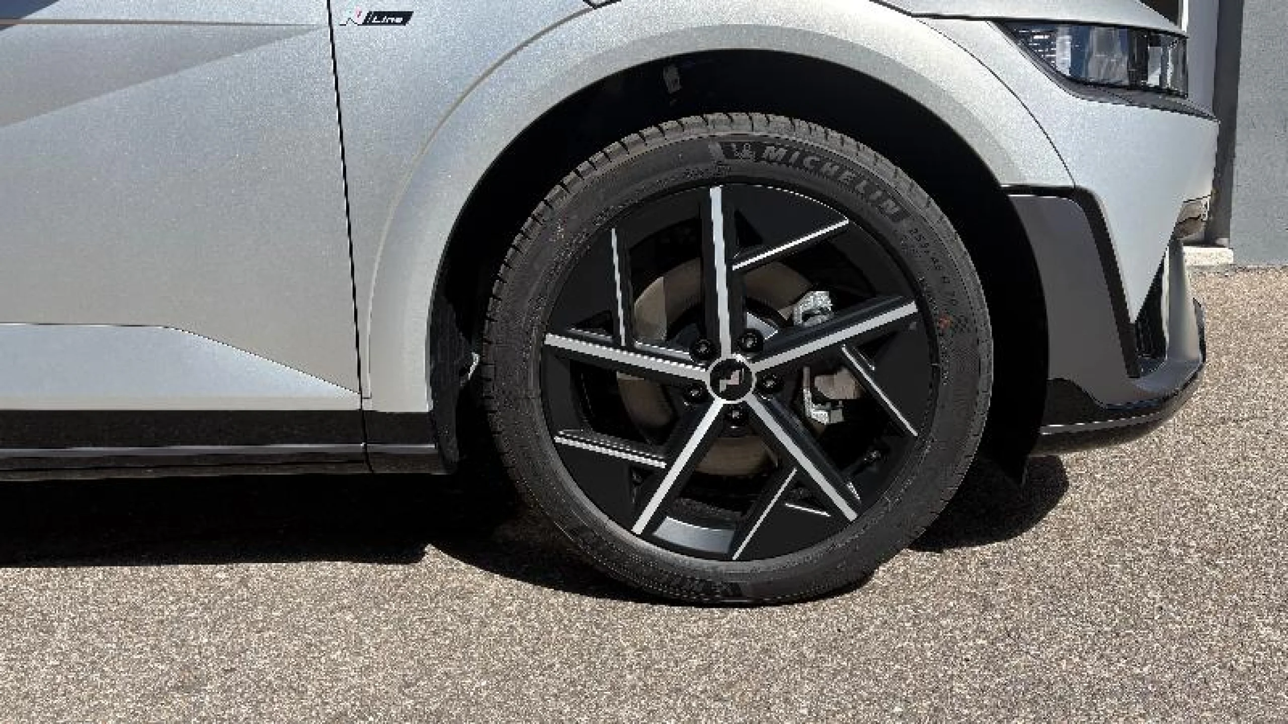 HYUNDAI IONIQ 5 84KWH 168KW (228CV) N LINE RWD - Foto 5