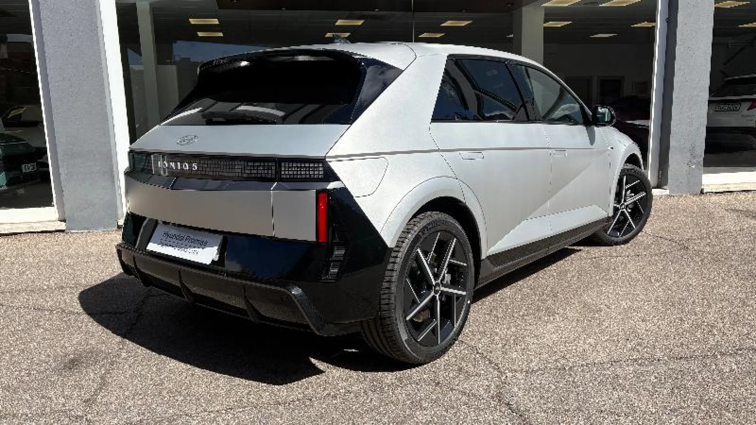 HYUNDAI IONIQ 5 84KWH 168KW (228CV) N LINE RWD - Foto 6