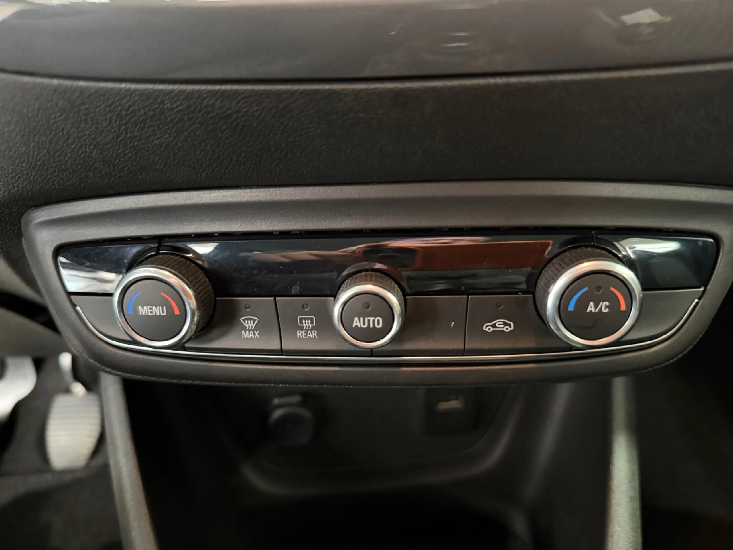 OPEL CROSSLAND 1.2 96KW (130CV) BUSINESS ELEGANCE - Foto 15