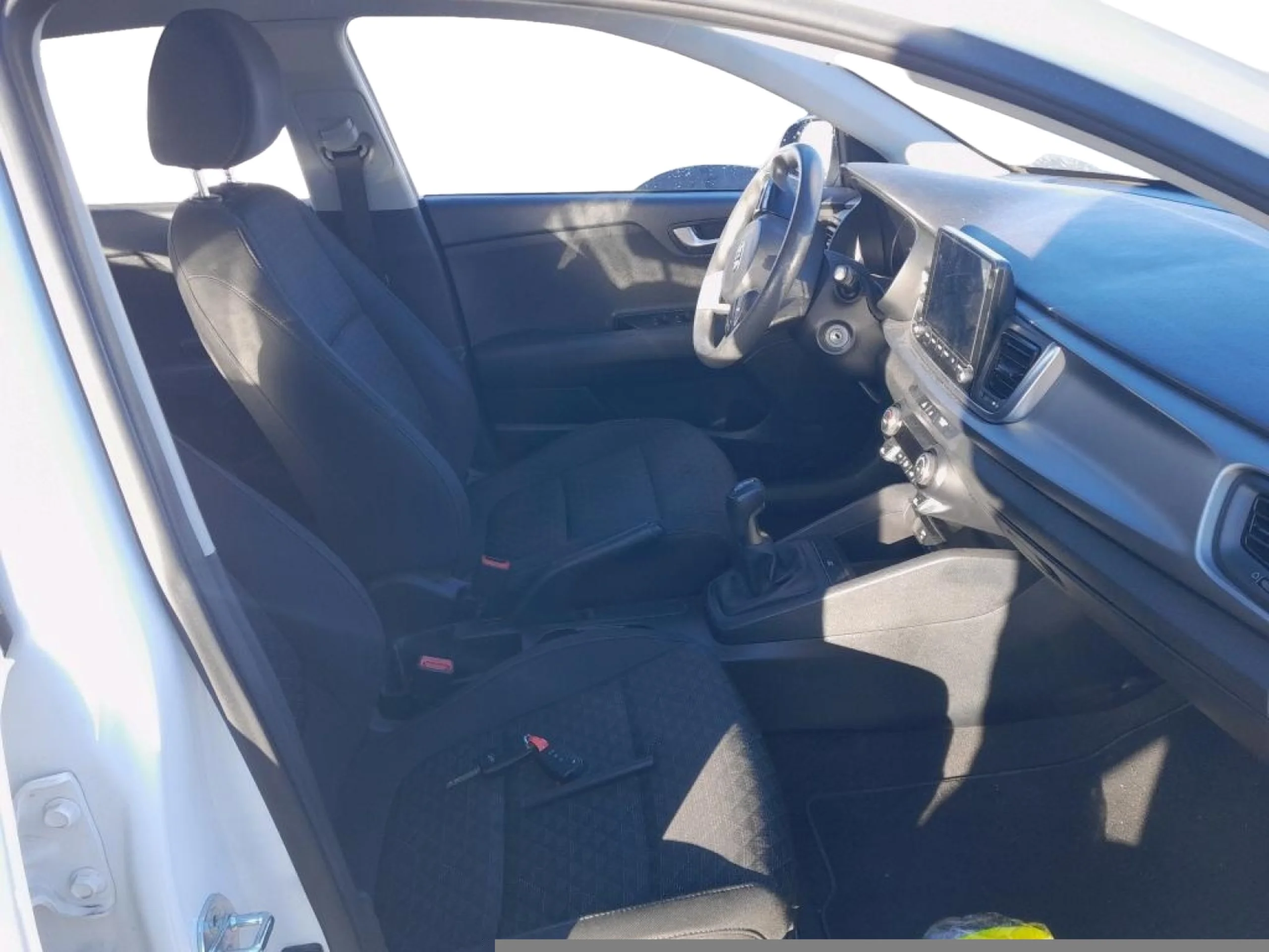 KIA Rio 1.0 T GDI 74KW (100CV) MHEV IMT CONCEPT - Foto 4