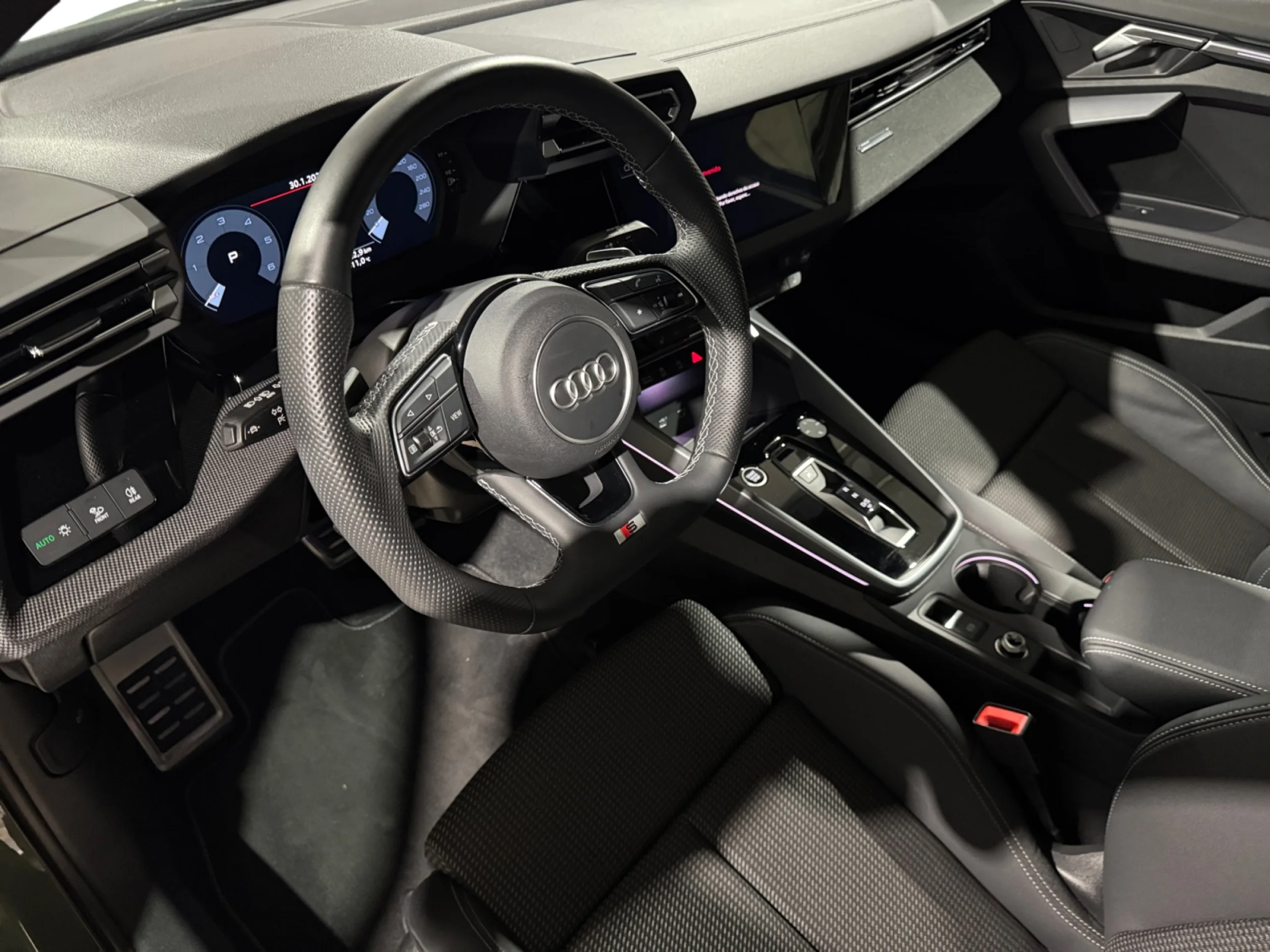 AUDI A3 SPORTBACK GENUINE 35 TDI 110KW (150CV) - Foto 9