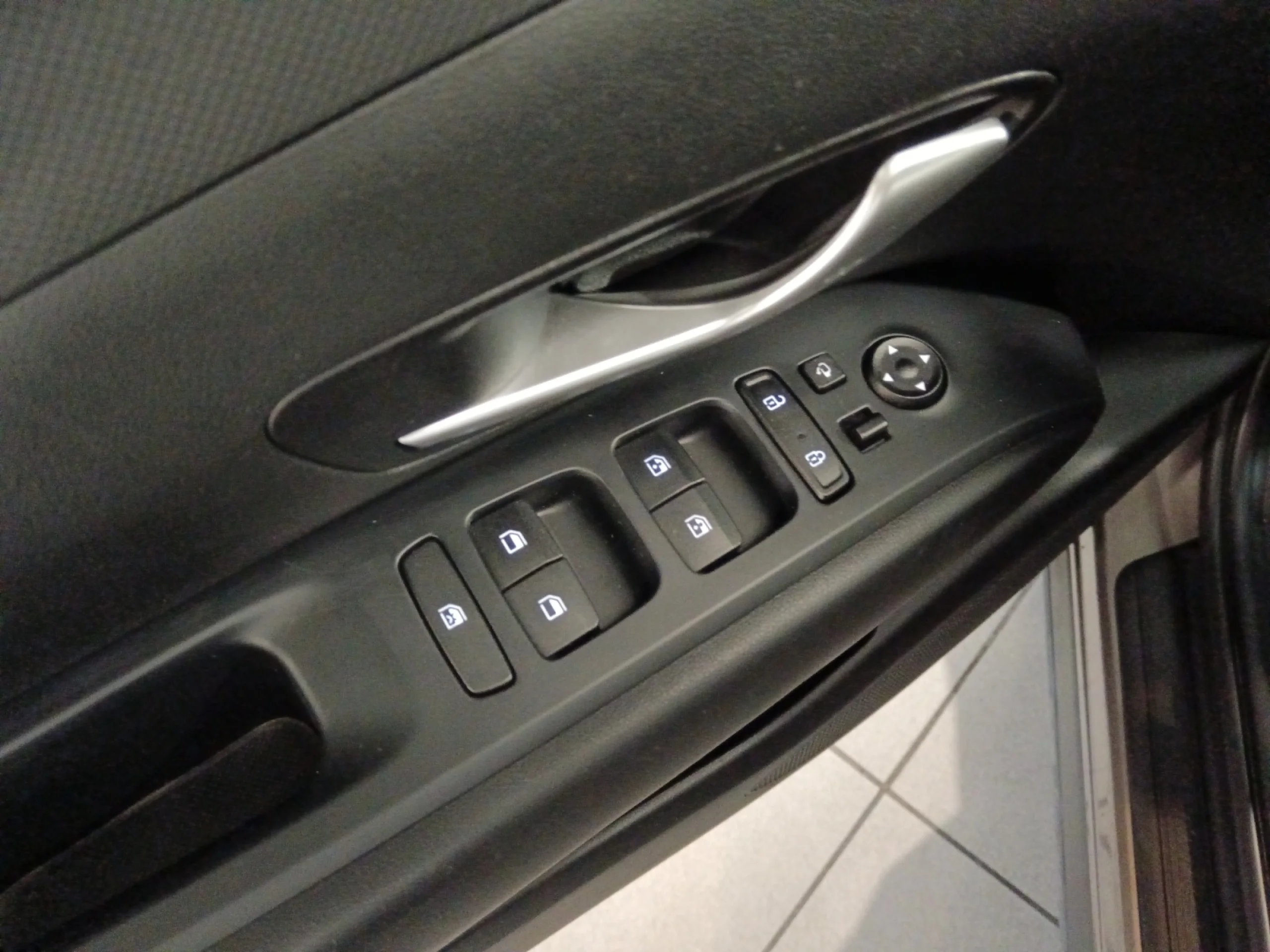 HYUNDAI TUCSON 1.6 TGDI 169KW (230CV) HEV MAXX AUTO - Foto 16