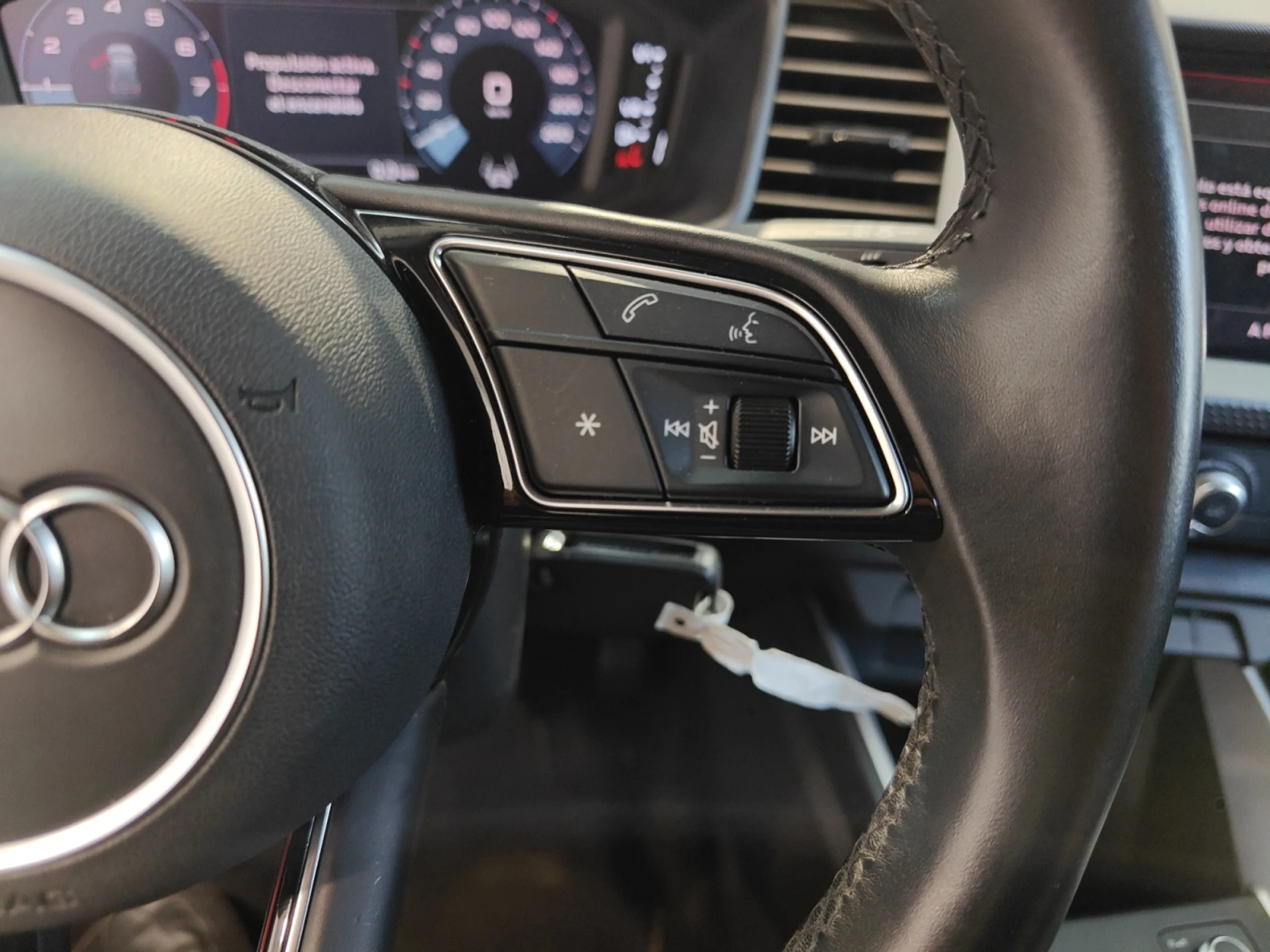 AUDI A1 CITYCARVER ADRENALIN 25 TFSI 70KW (95CV) - Foto 13